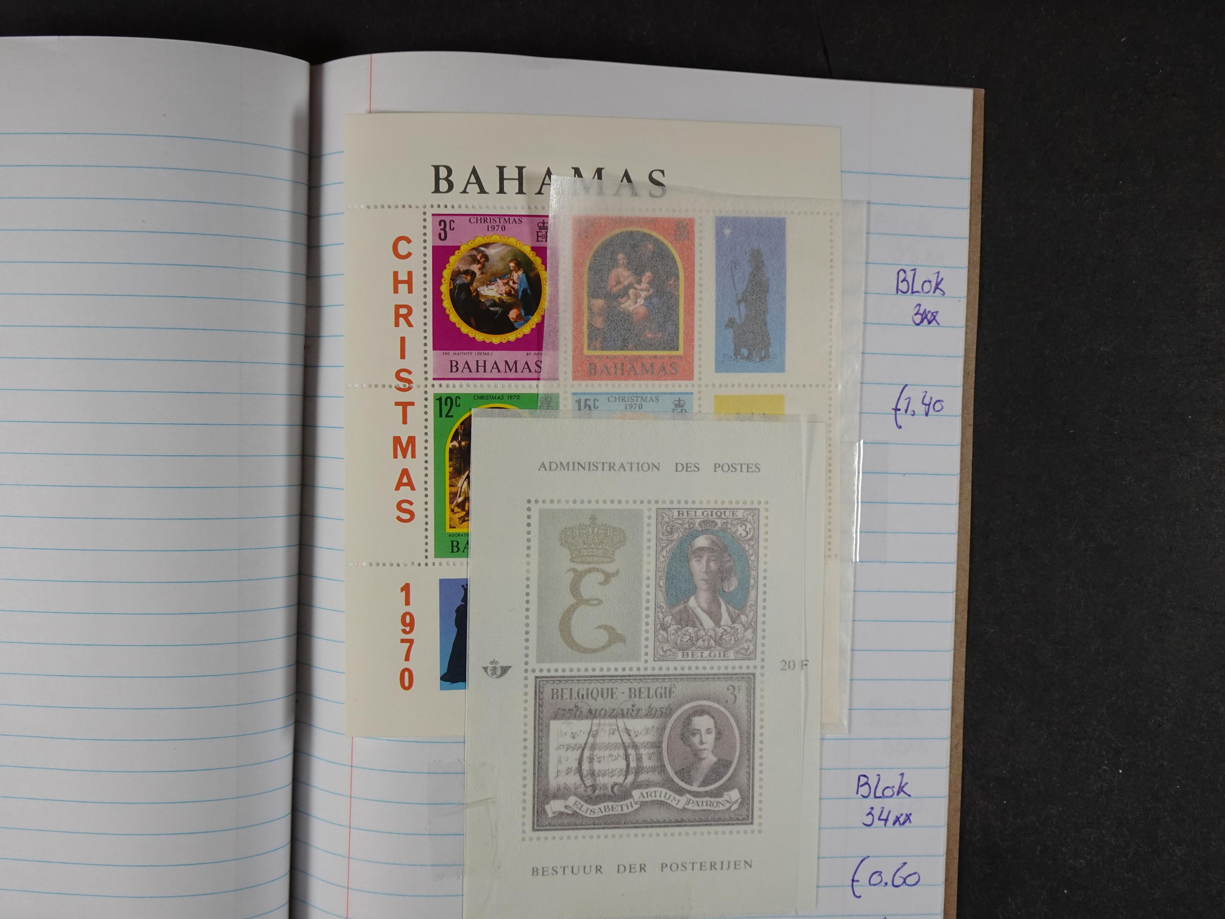 Mooie partij gelopen Rondzendboekjes.
Veel postfris.
Enorme restwaarde 148