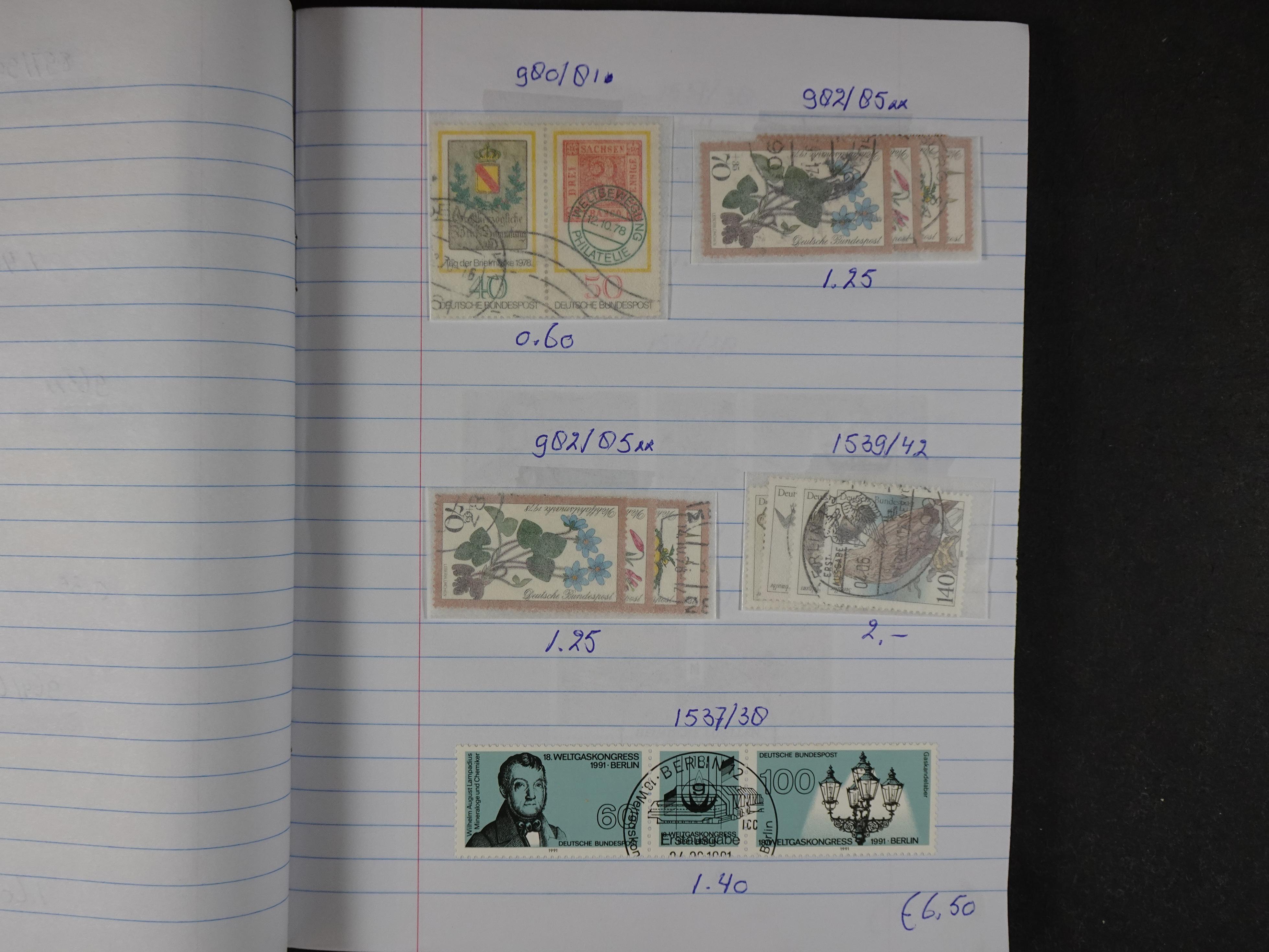 Mooie partij gelopen Rondzendboekjes.
Veel postfris.
Enorme restwaarde 157