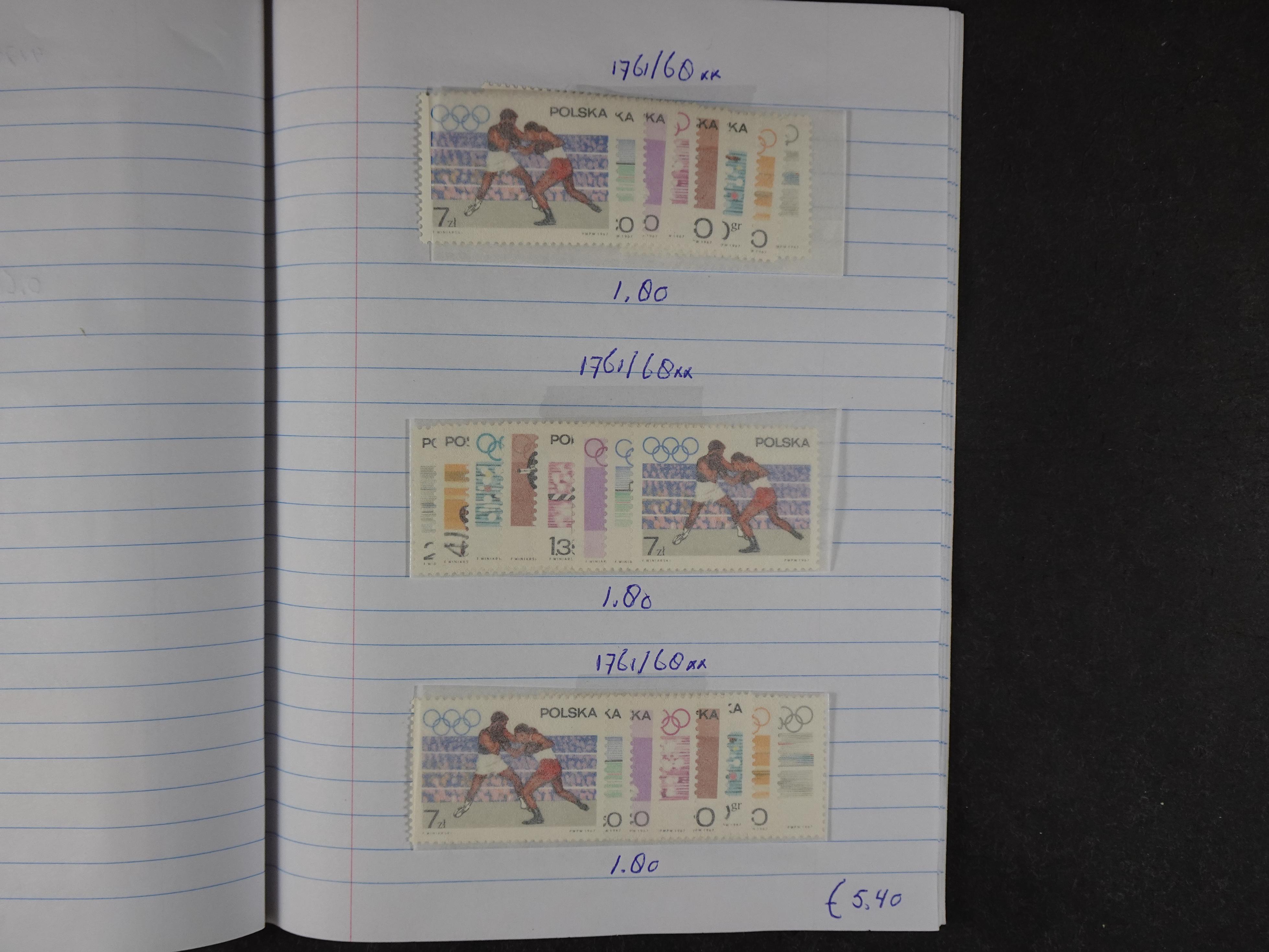 Mooie partij gelopen Rondzendboekjes.
Veel postfris.
Enorme restwaarde 177