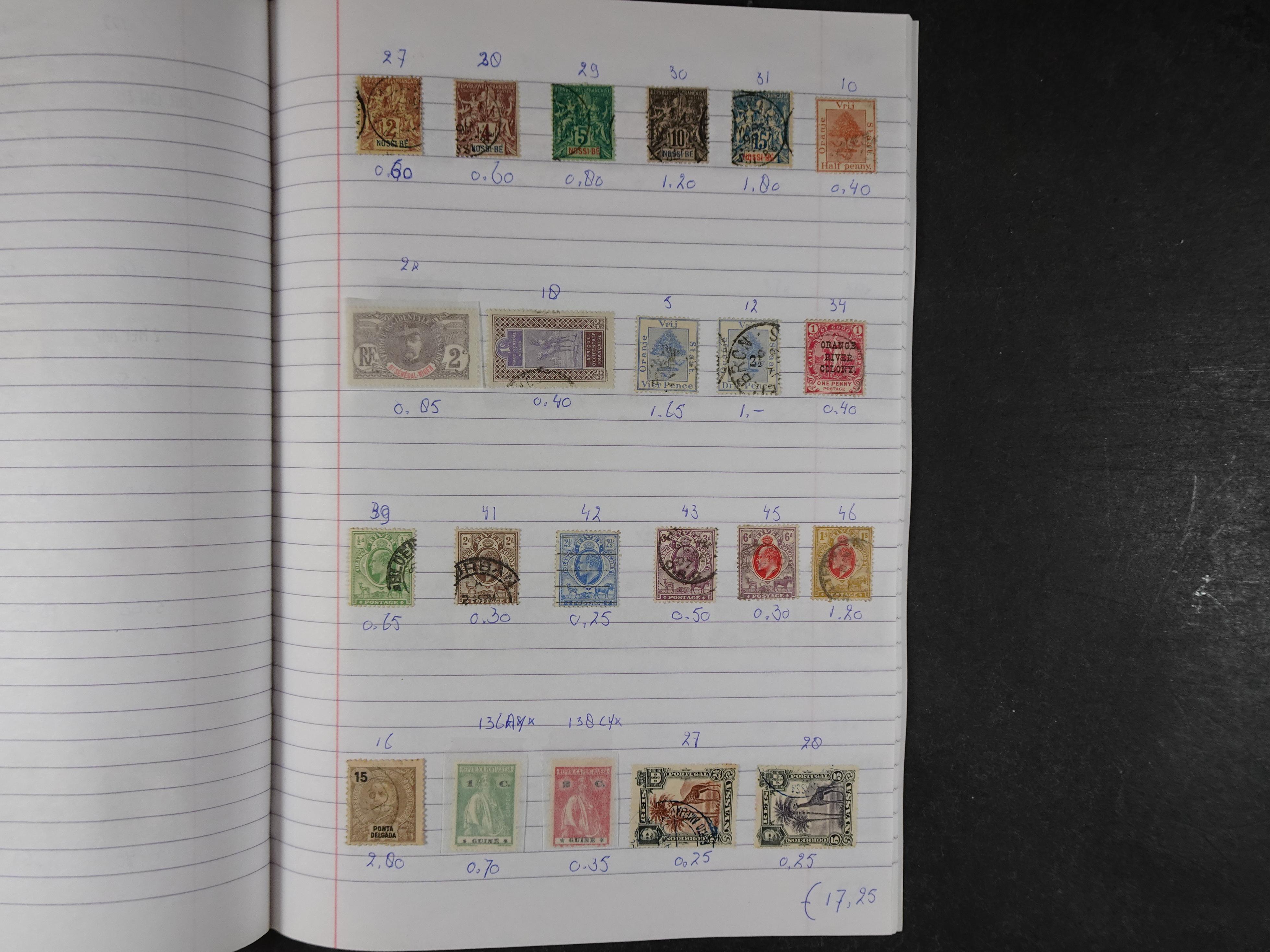 Mooie partij gelopen Rondzendboekjes.
Veel postfris.
Enorme restwaarde 358