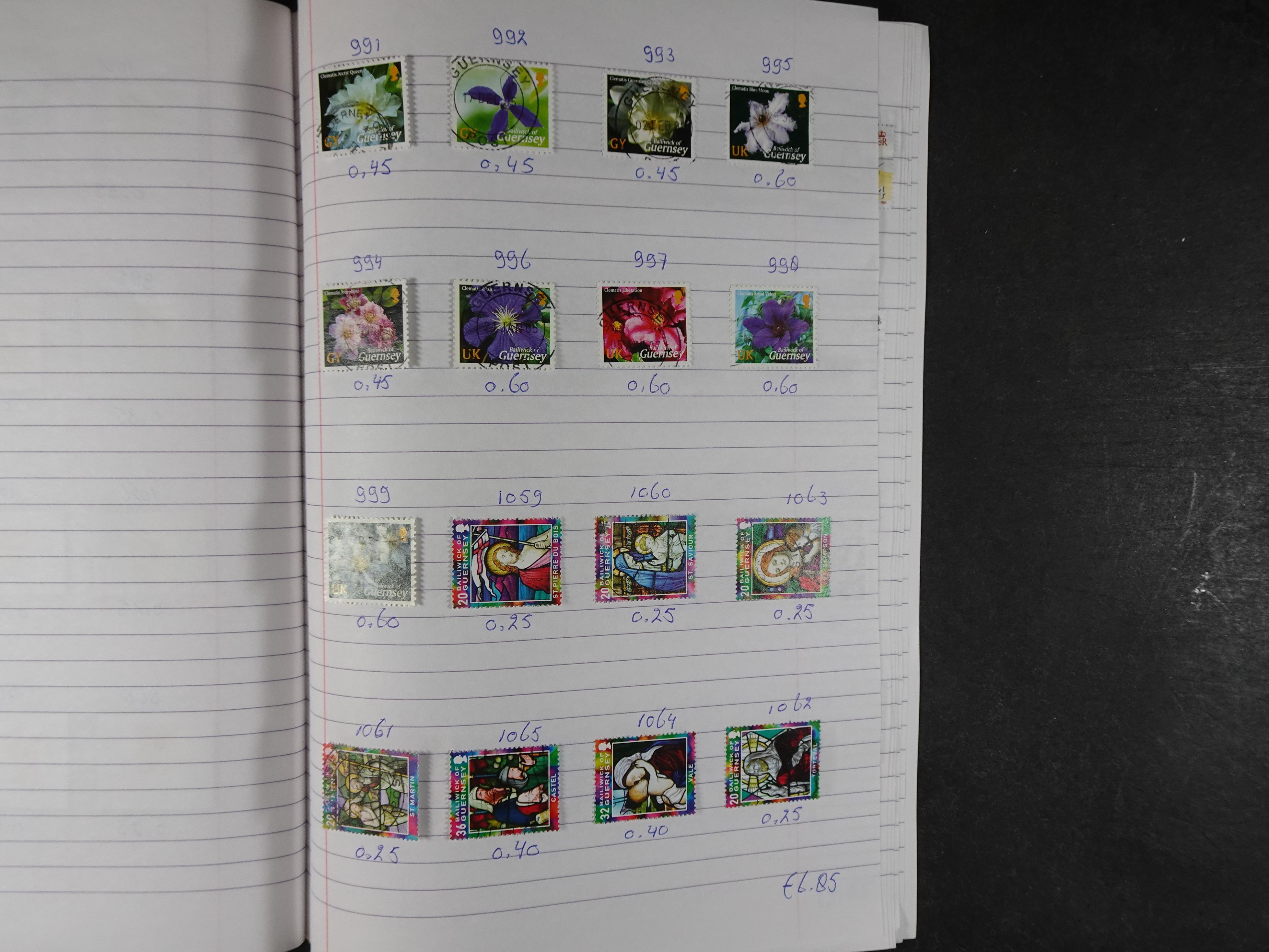 Mooie partij gelopen Rondzendboekjes.
Veel postfris.
Enorme restwaarde 567