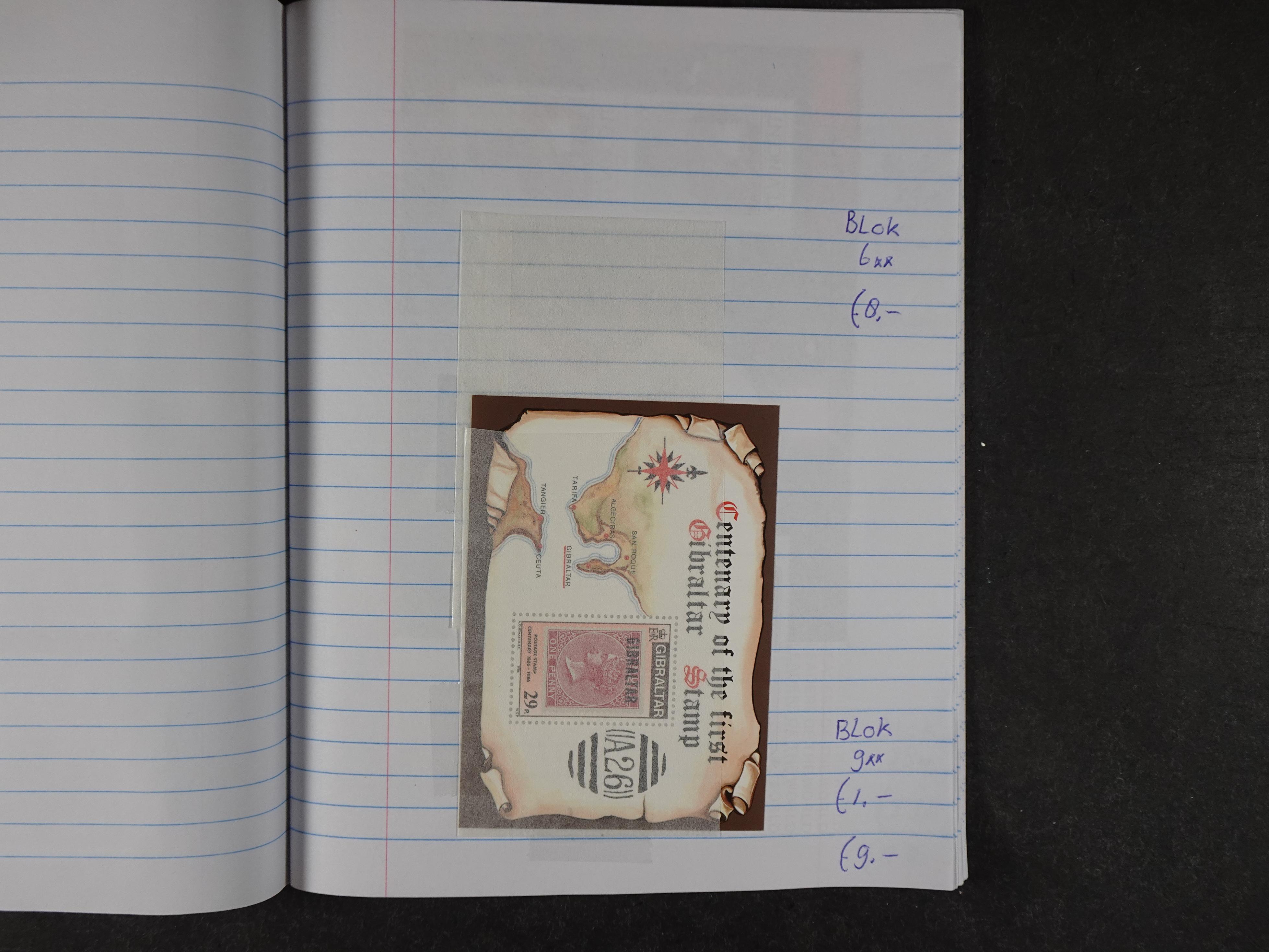 Mooie partij gelopen Rondzendboekjes.
Veel postfris.
Enorme restwaarde 729