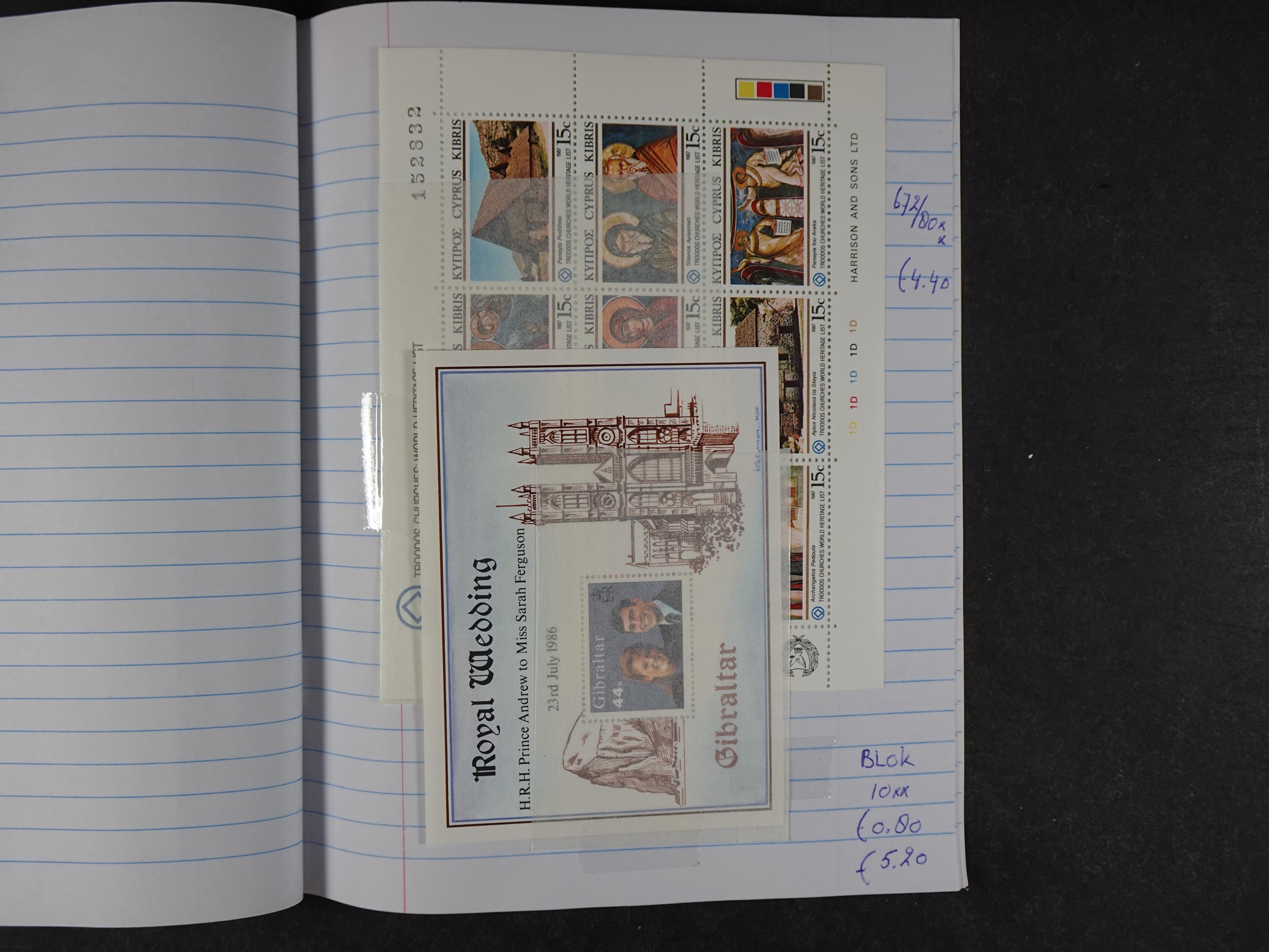 Mooie partij gelopen Rondzendboekjes.
Veel postfris.
Enorme restwaarde 746