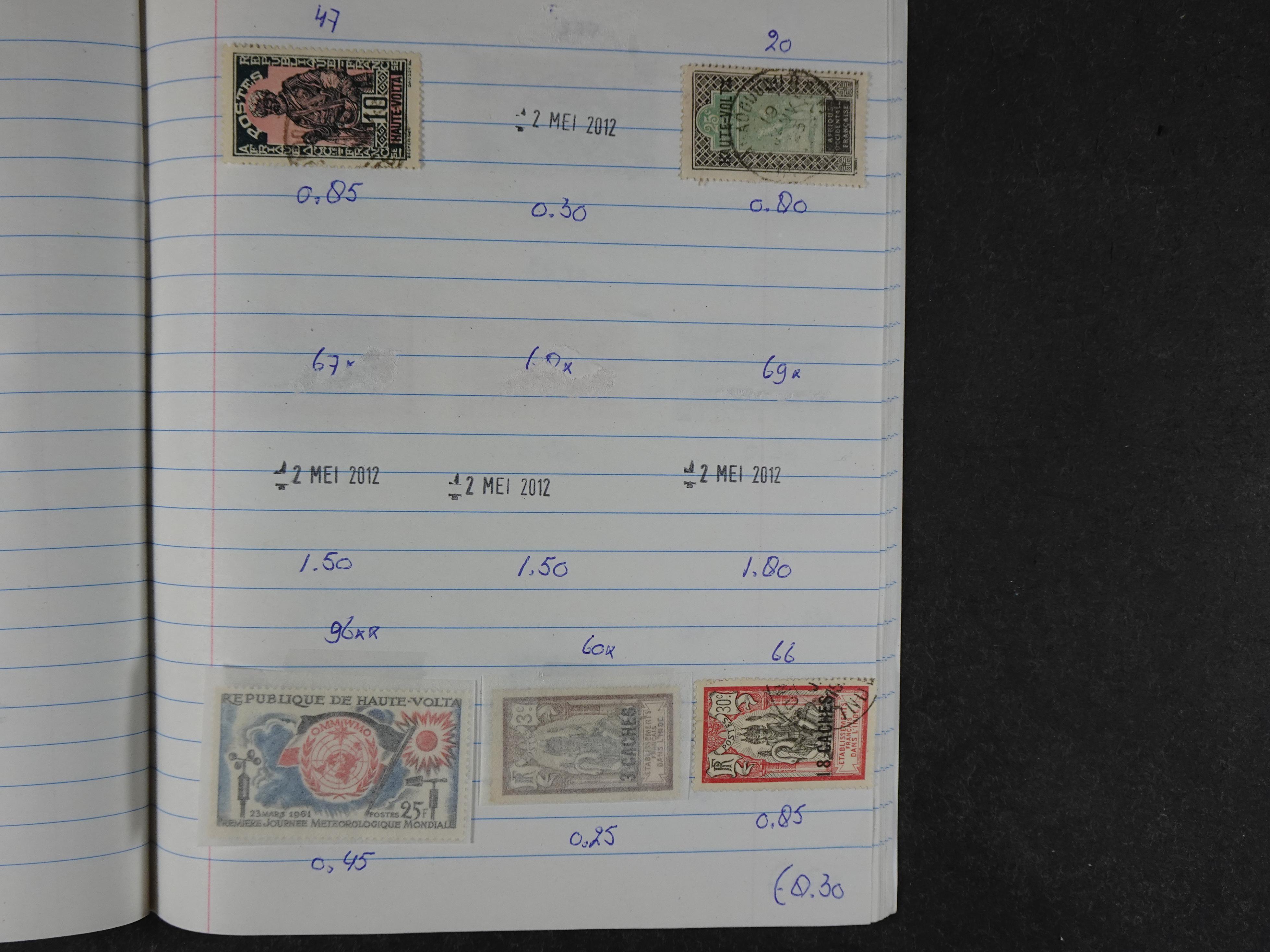 Mooie partij gelopen Rondzendboekjes.
Veel postfris.
Enorme restwaarde 811