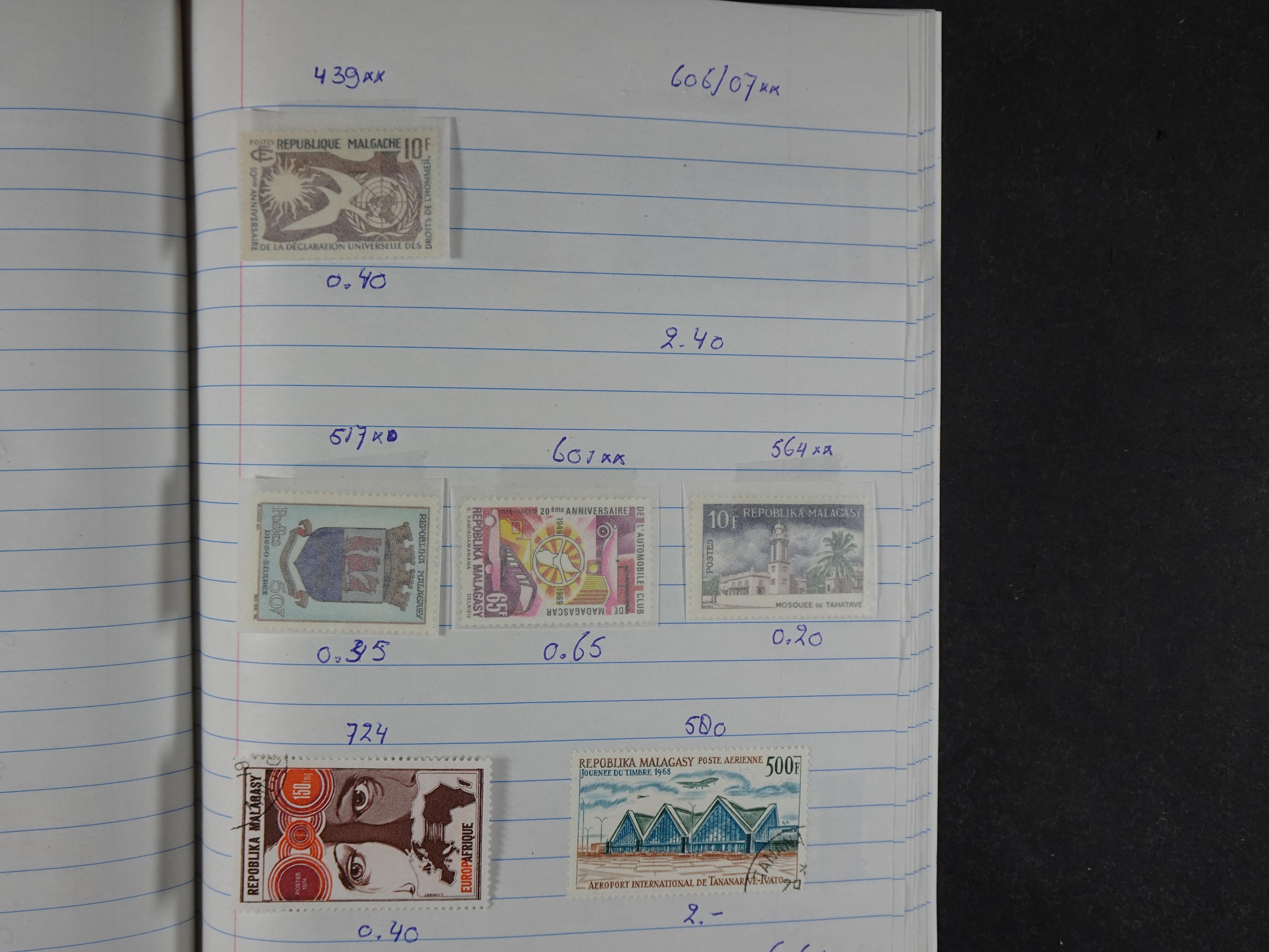 Mooie partij gelopen Rondzendboekjes.
Veel postfris.
Enorme restwaarde 816