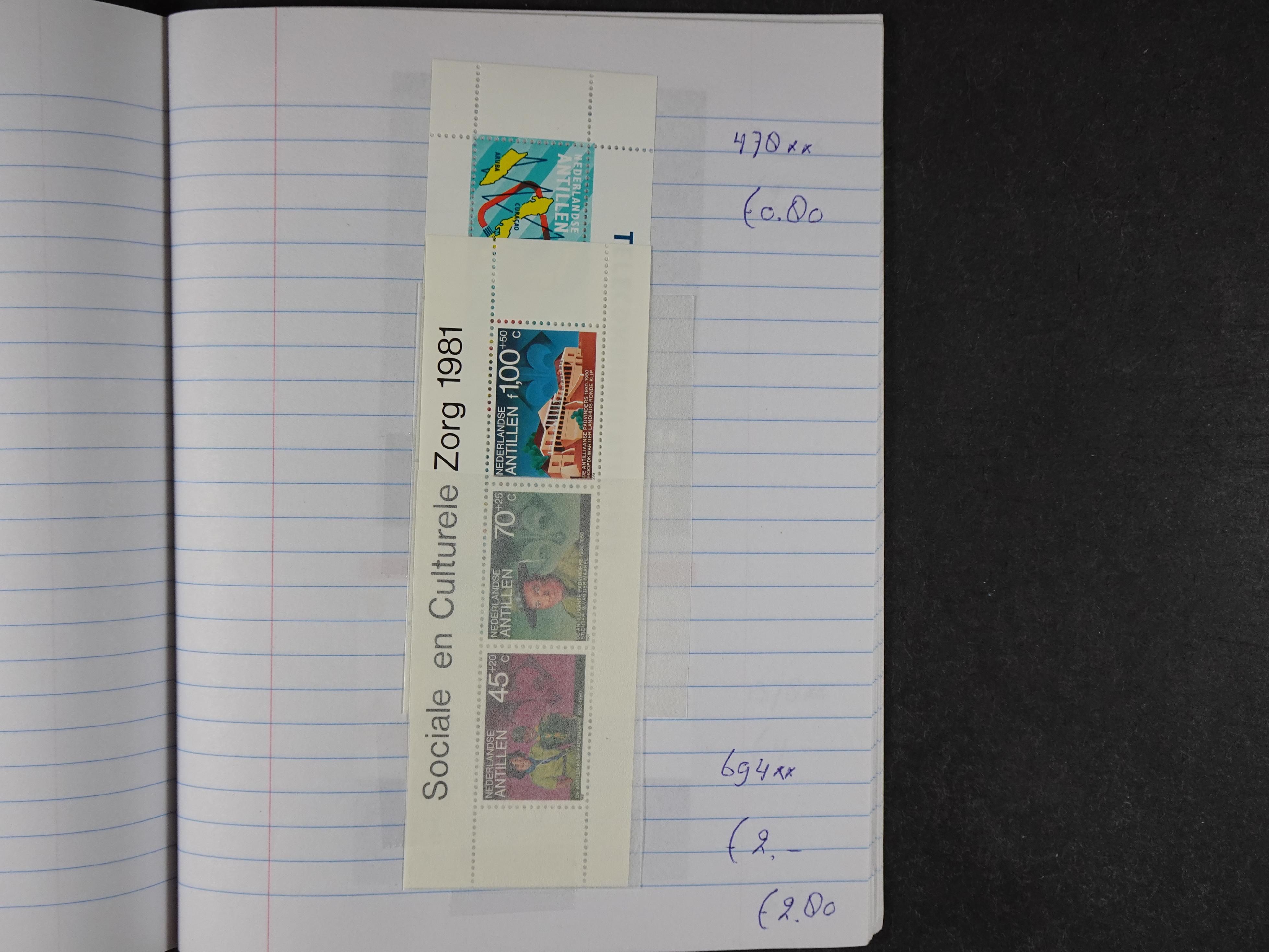 Mooie partij gelopen Rondzendboekjes.
Veel postfris.
Enorme restwaarde 1016