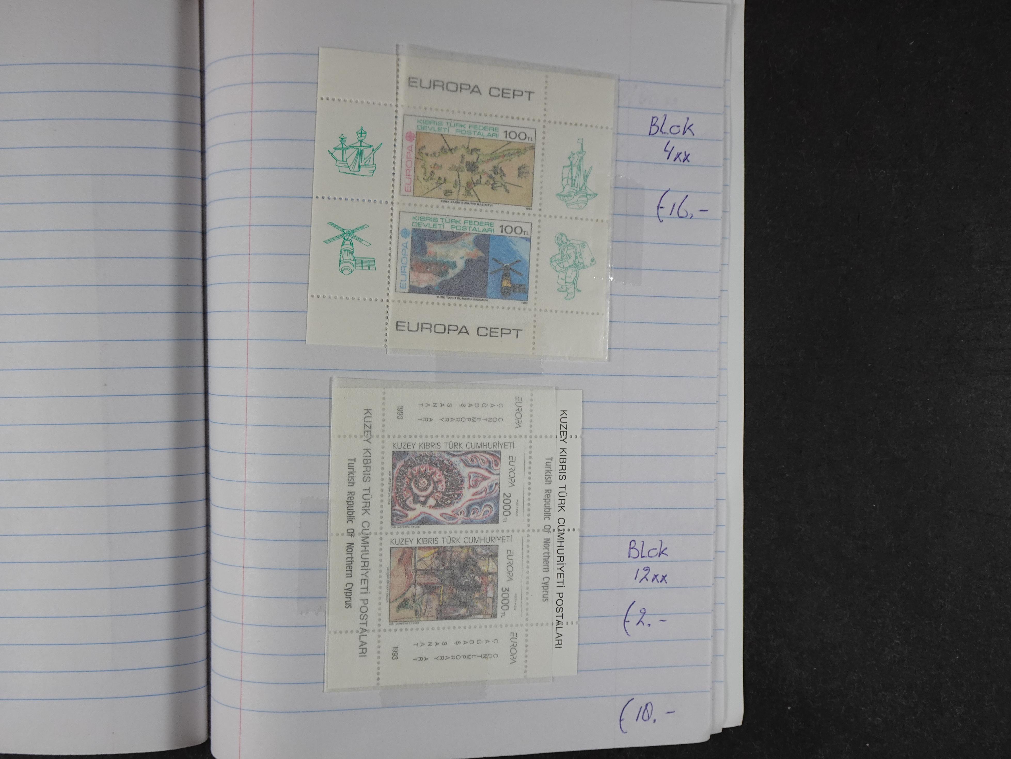 Mooie partij gelopen Rondzendboekjes.
Veel postfris.
Enorme restwaarde 1030