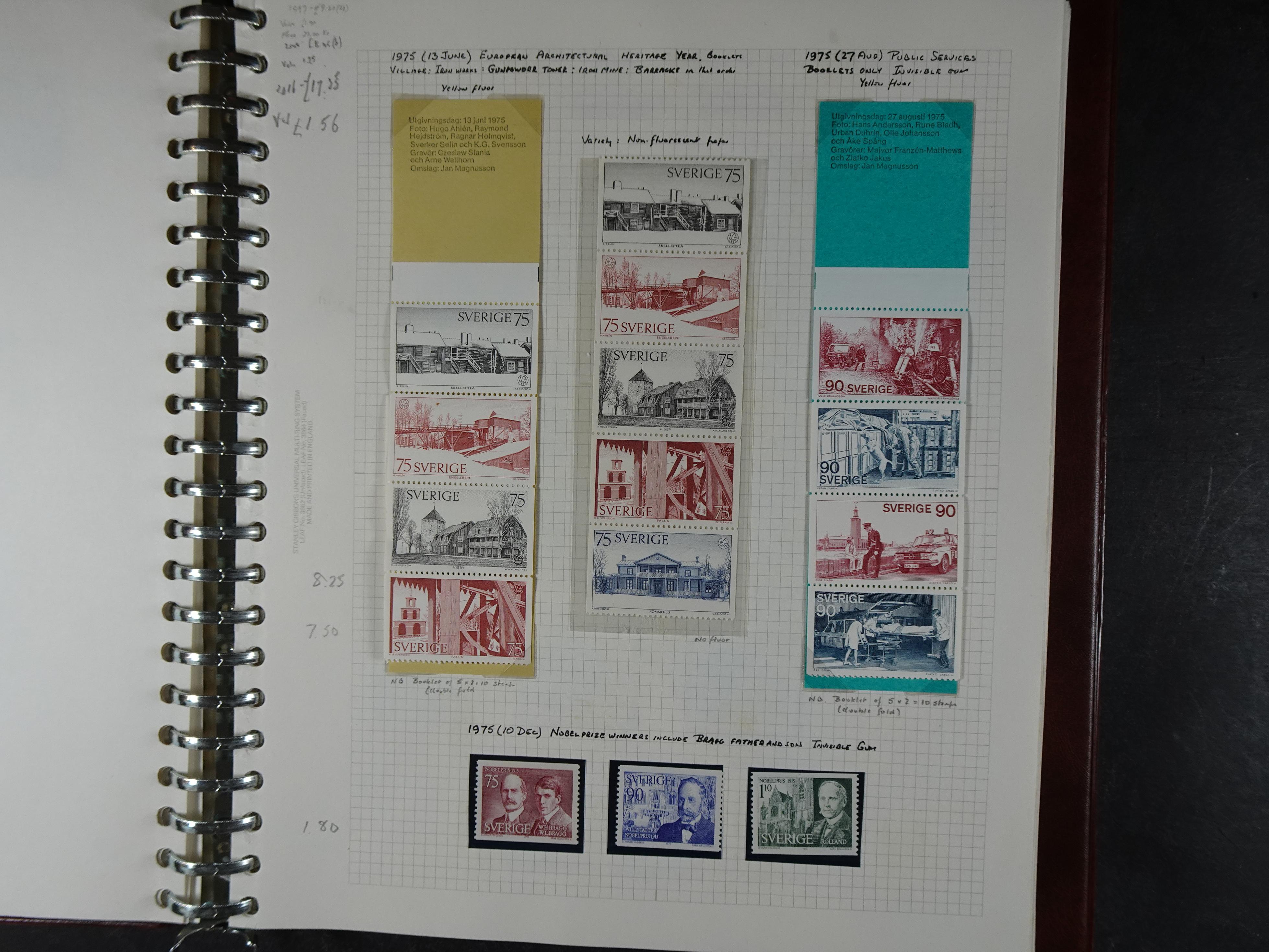 verzameling 1972-1991 op blauwe albumblaadjes. Bevat ook boekjes.
 15