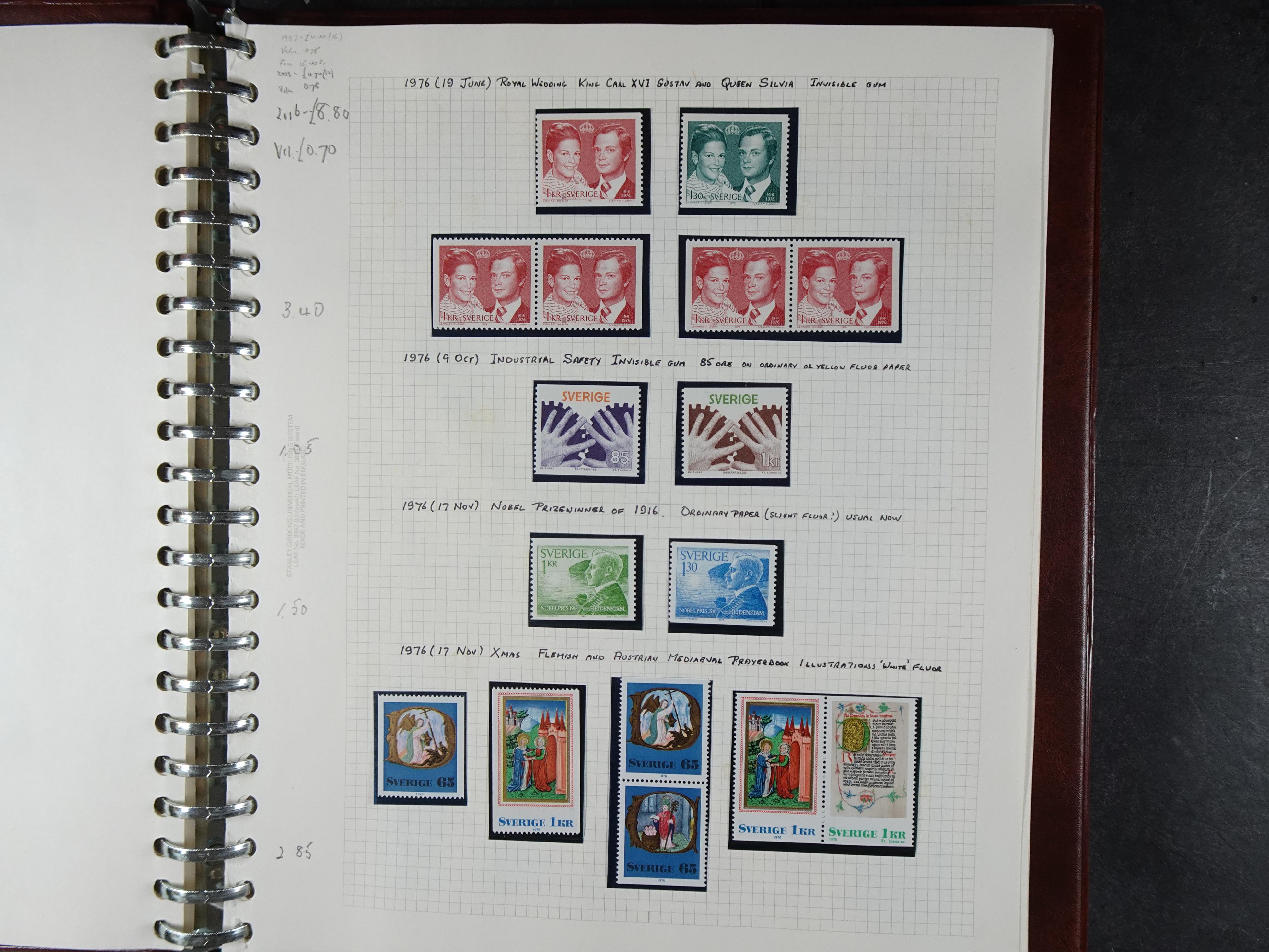 verzameling 1972-1991 op blauwe albumblaadjes. Bevat ook boekjes.
 20