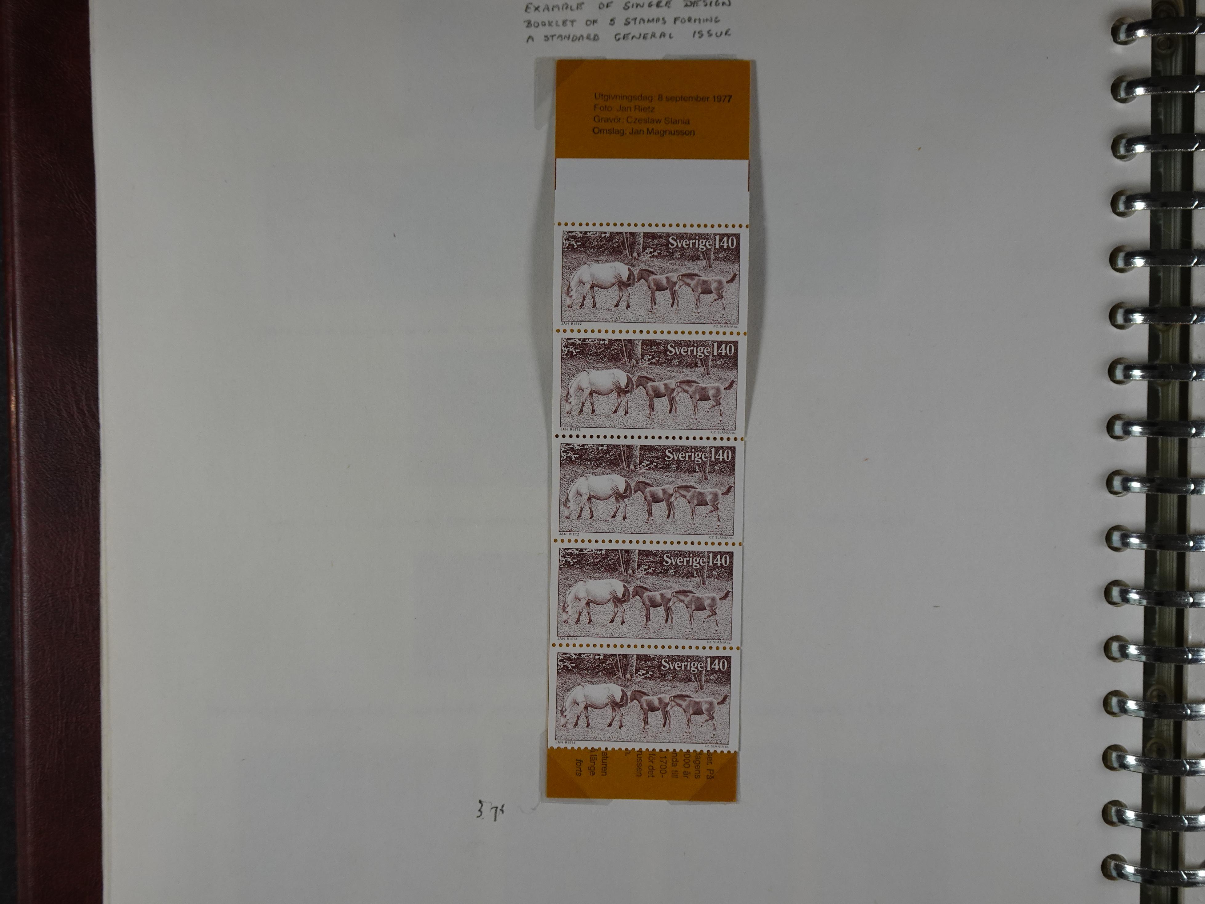 verzameling 1972-1991 op blauwe albumblaadjes. Bevat ook boekjes.
 21