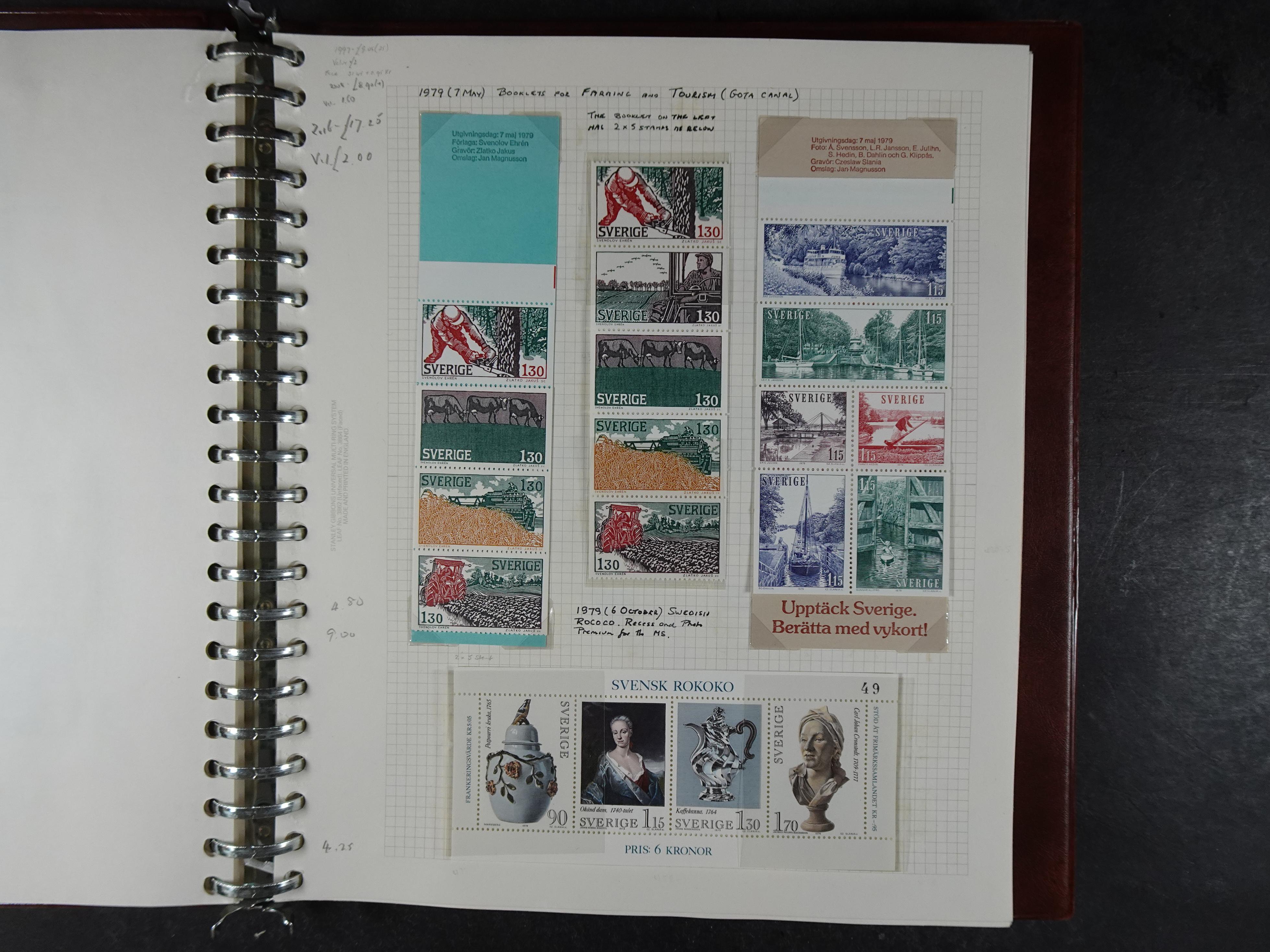 verzameling 1972-1991 op blauwe albumblaadjes. Bevat ook boekjes.
 28