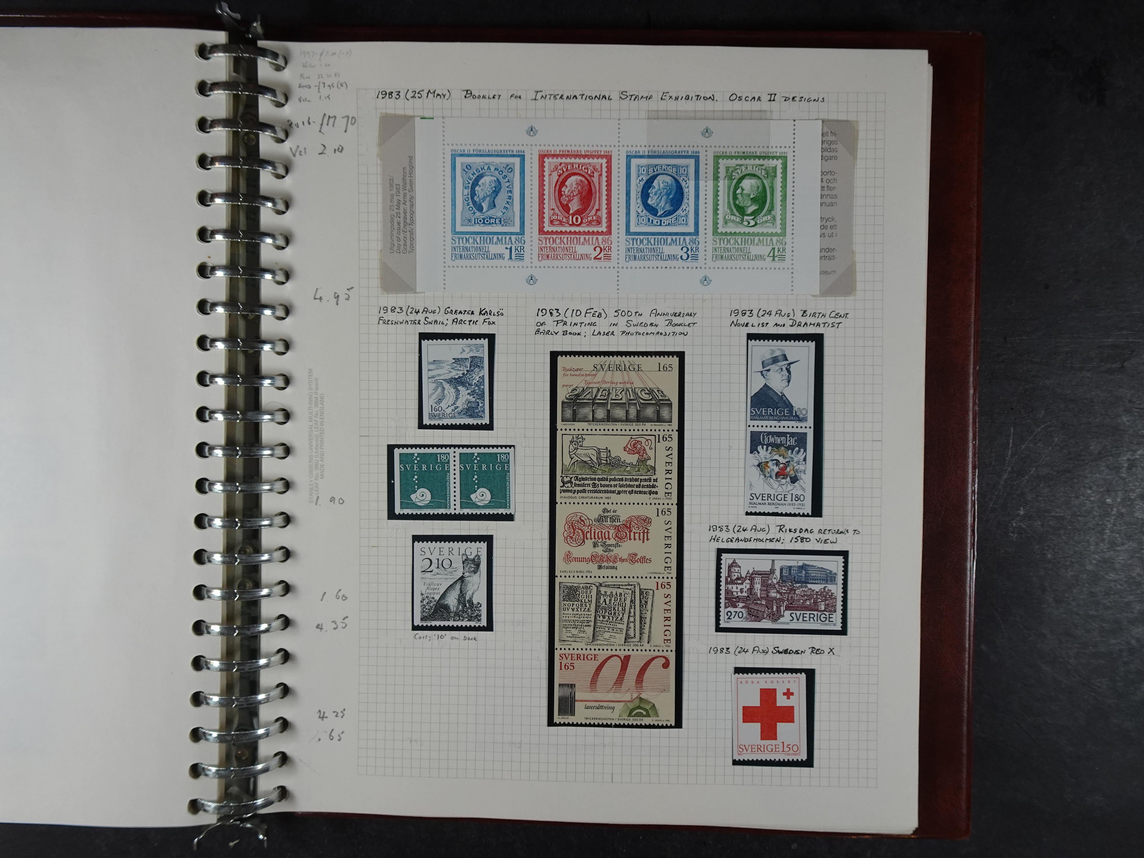 verzameling 1972-1991 op blauwe albumblaadjes. Bevat ook boekjes.
 39