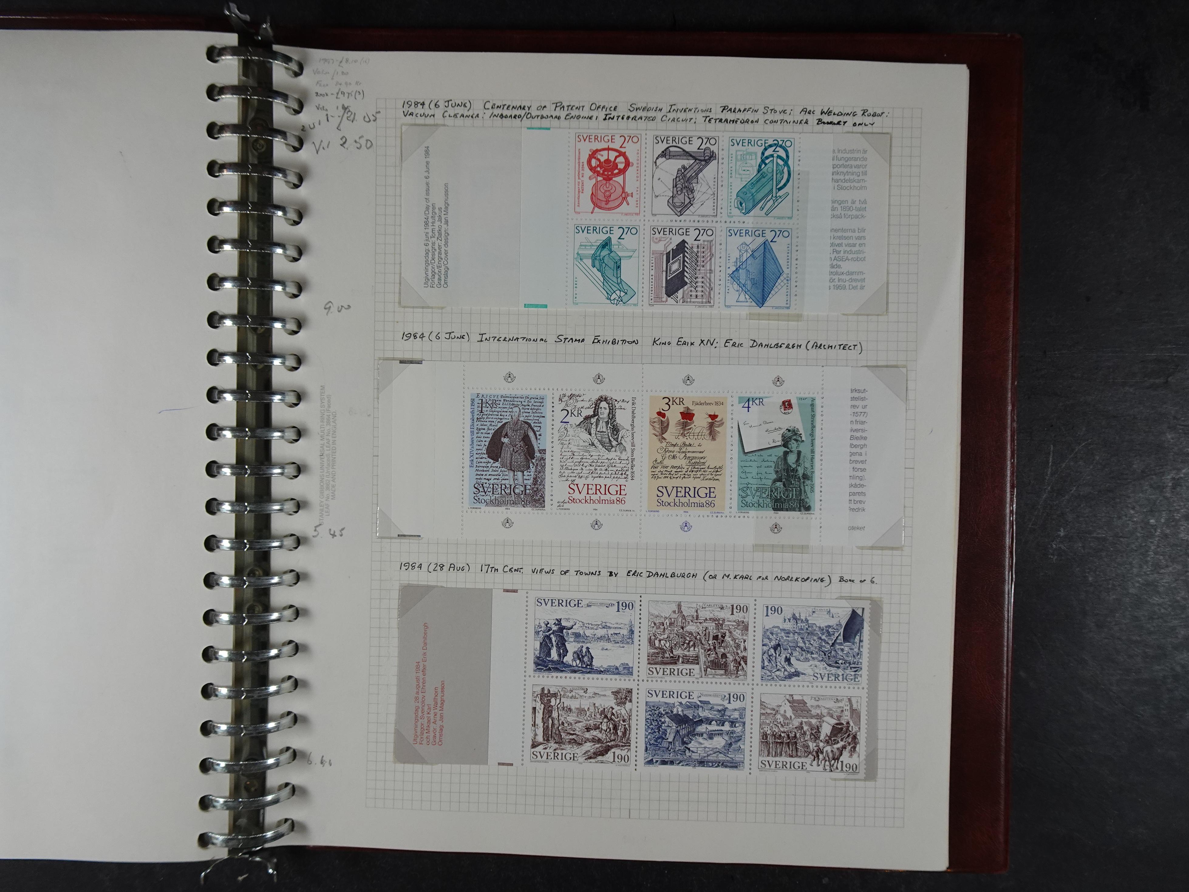 verzameling 1972-1991 op blauwe albumblaadjes. Bevat ook boekjes.
 42