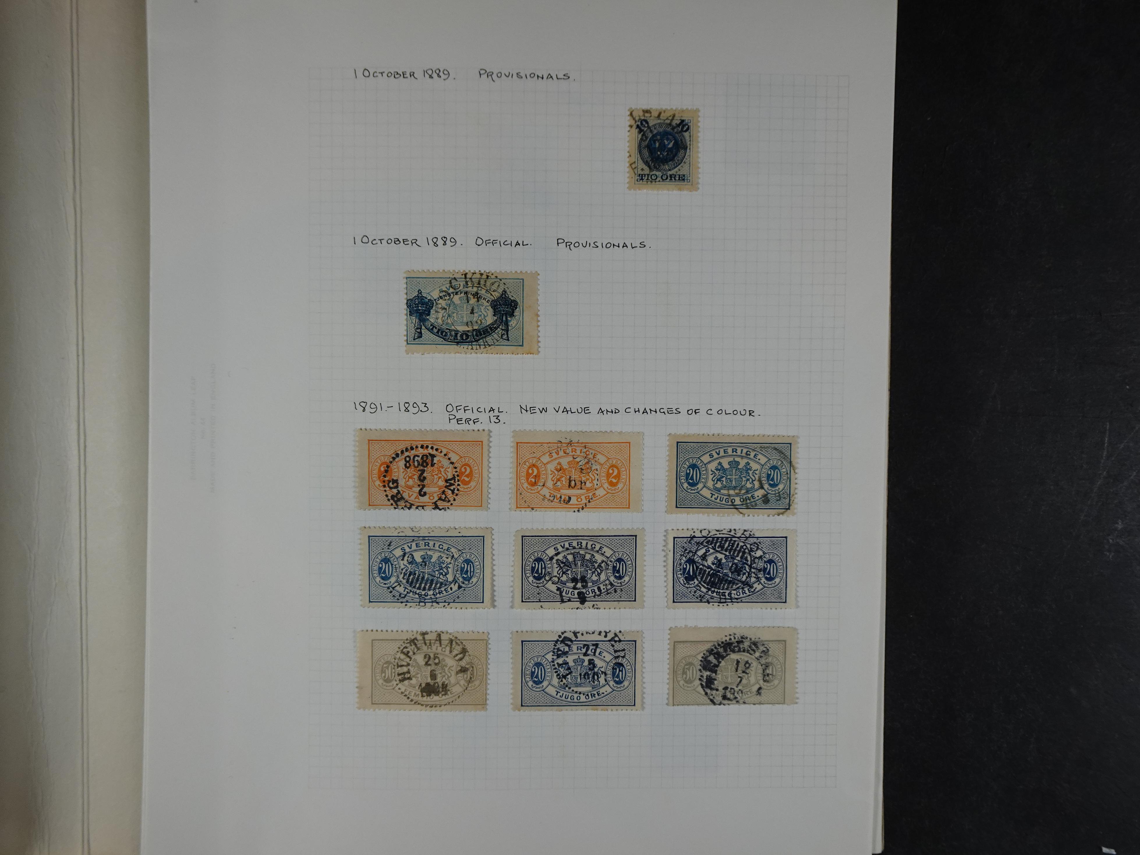 Verzameling met leuk klassiek op blanco albumblaadjes in 2 klembanden. 9