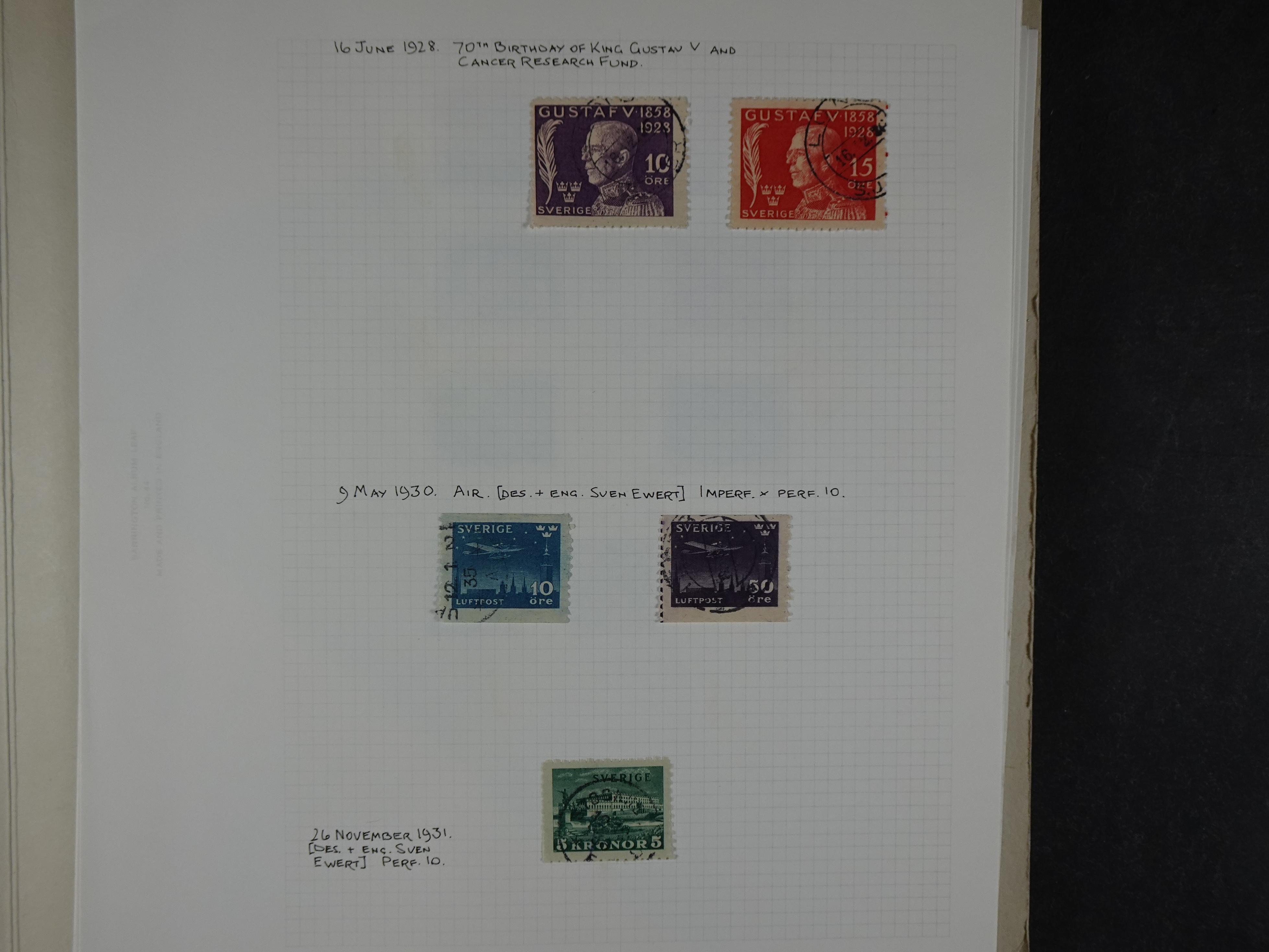 Verzameling met leuk klassiek op blanco albumblaadjes in 2 klembanden. 31