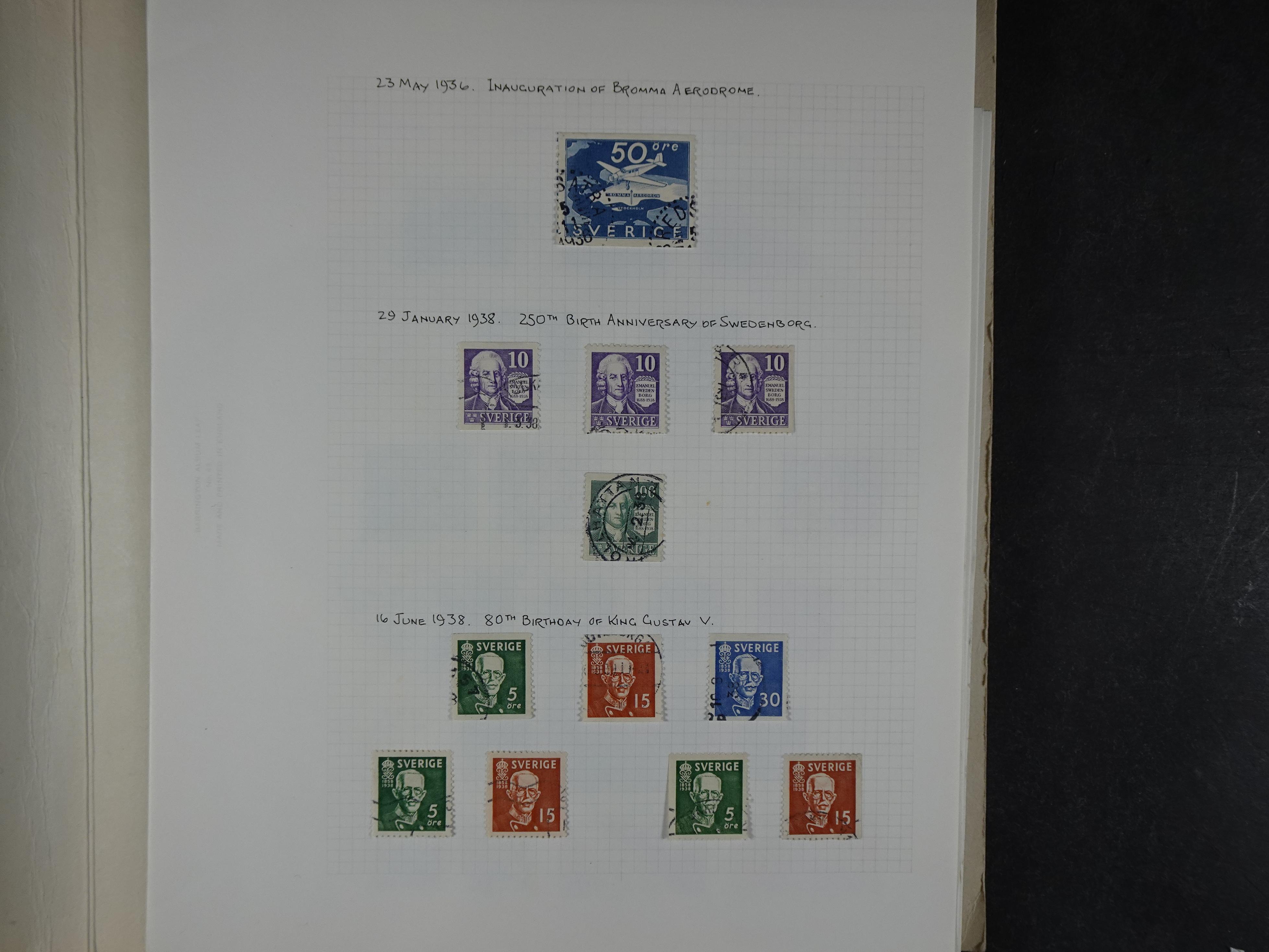 Verzameling met leuk klassiek op blanco albumblaadjes in 2 klembanden. 35