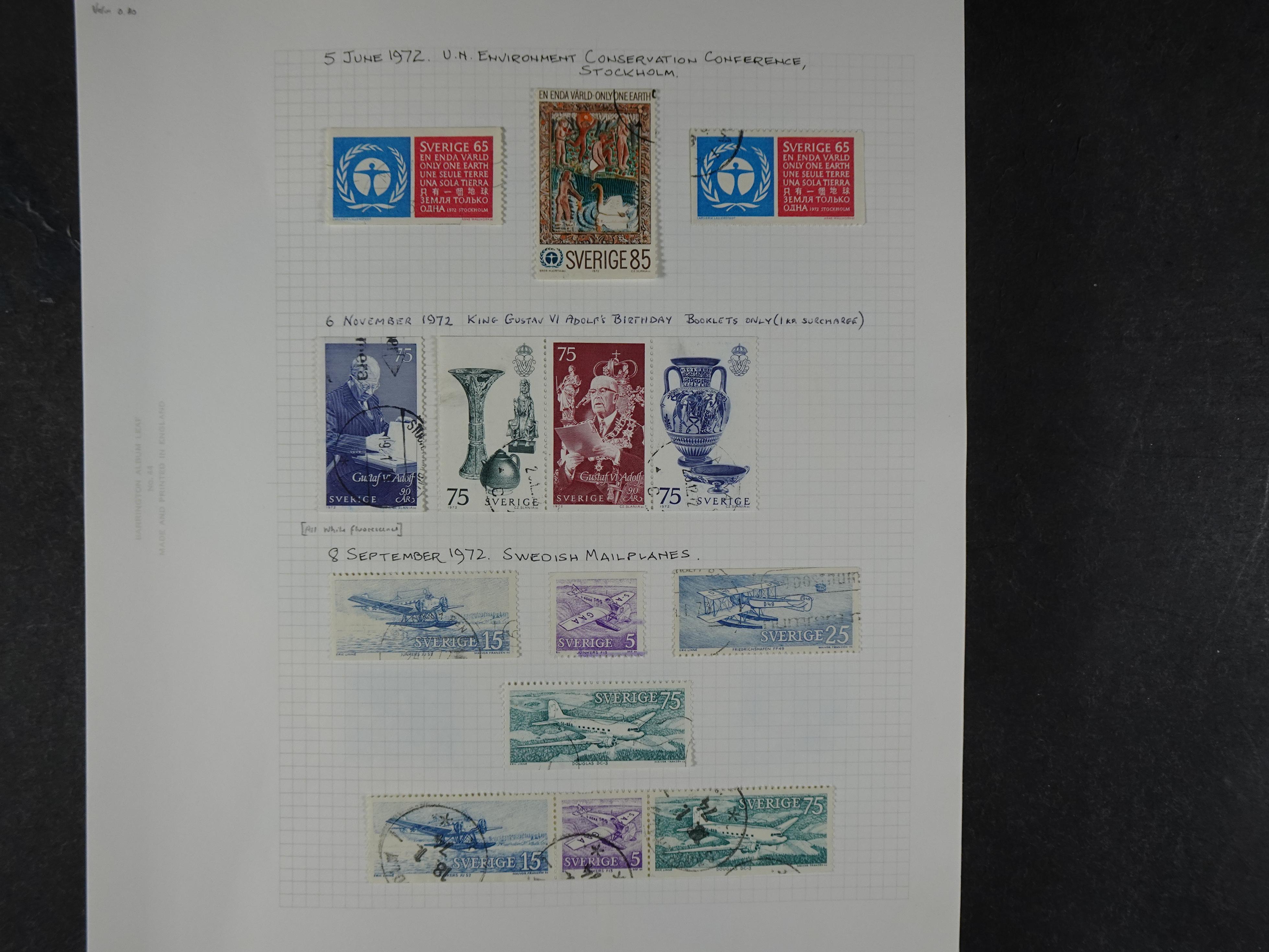 Verzameling met leuk klassiek op blanco albumblaadjes in 2 klembanden. 105