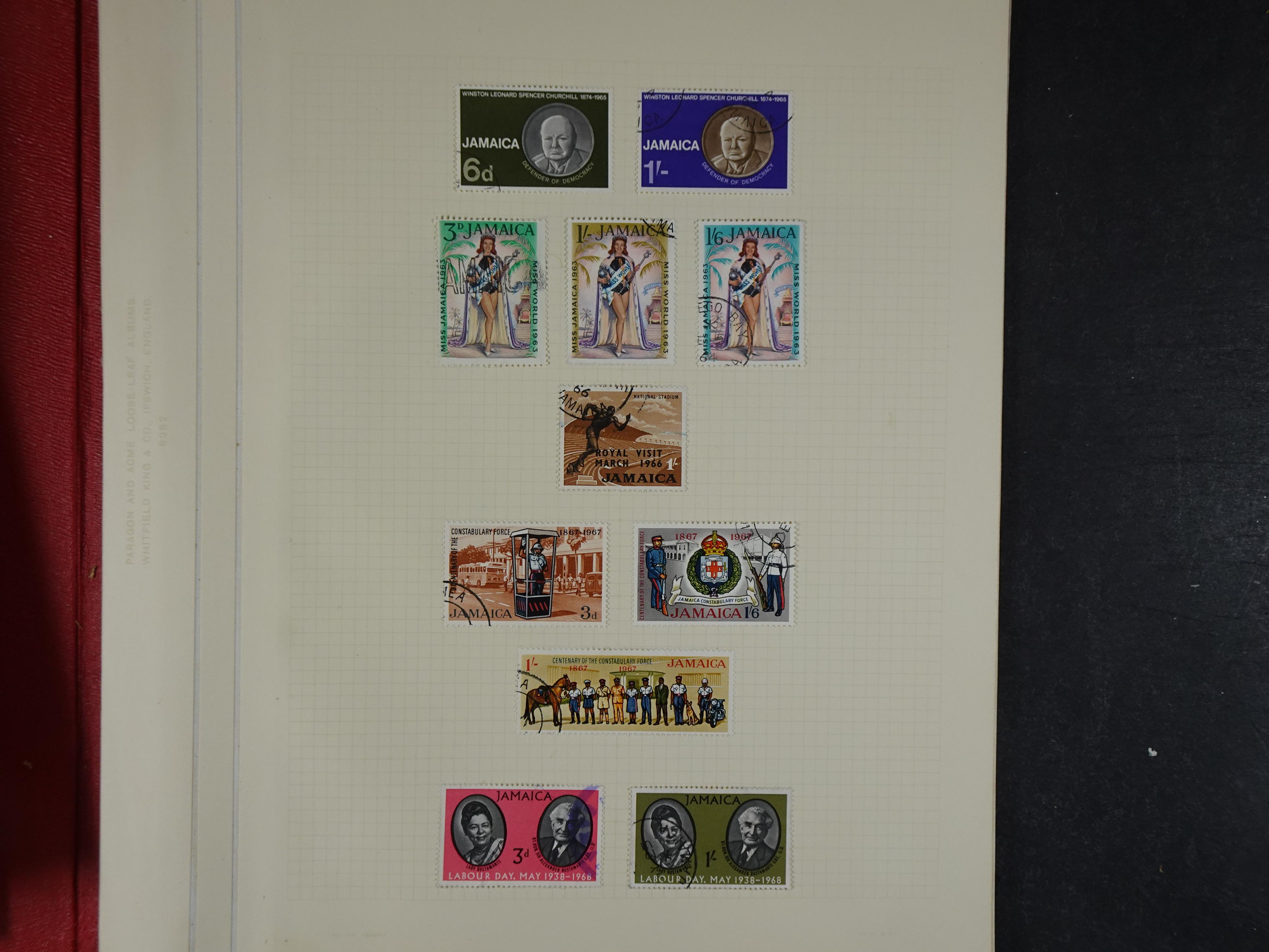 Mooie collectie A t/m Z met veel beter materiaal, hoge waarde. 146