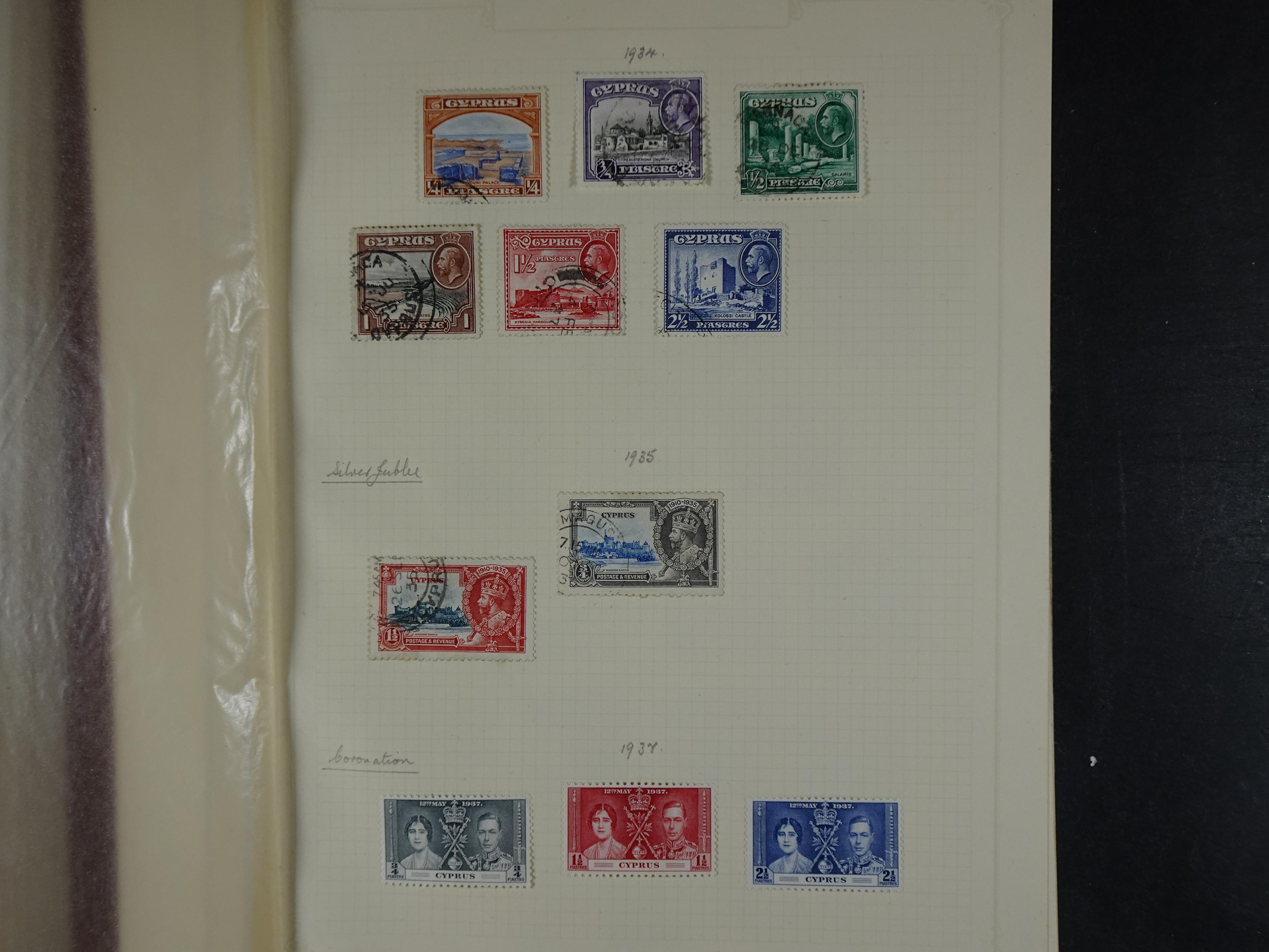 Mooie collectie A t/m Z met veel beter materiaal, hoge waarde. 215