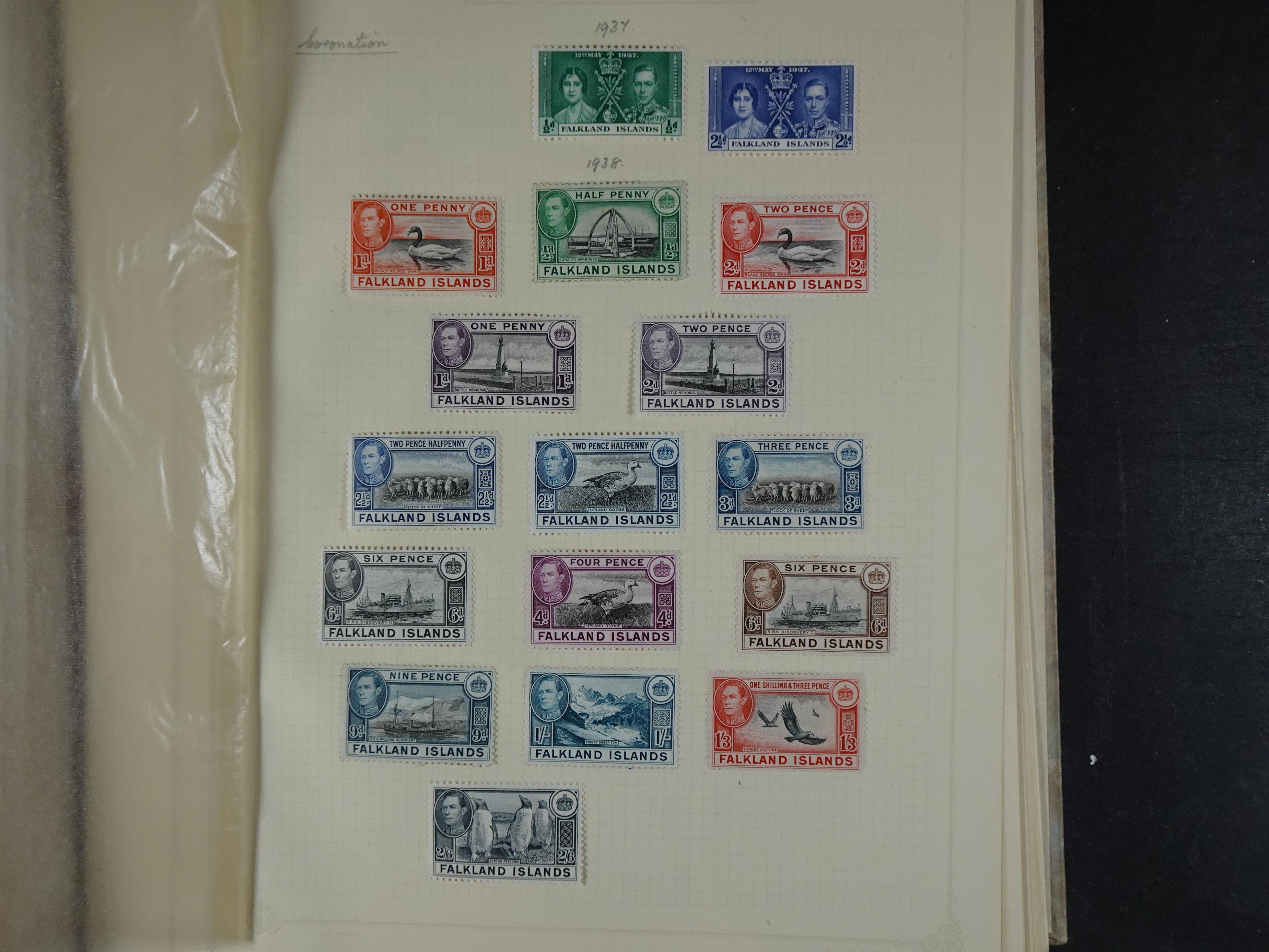 Mooie collectie A t/m Z met veel beter materiaal, hoge waarde. 230