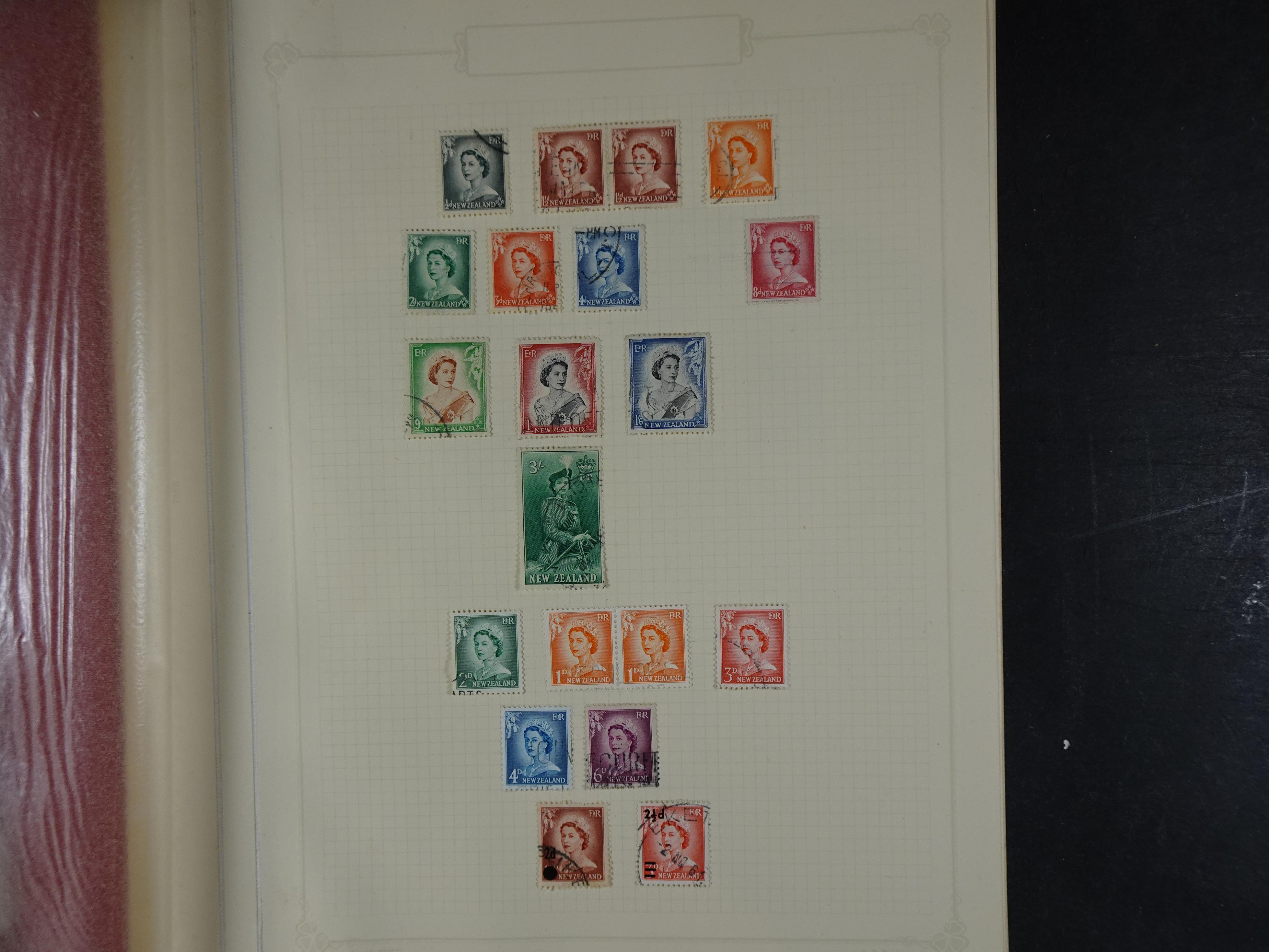 Mooie collectie A t/m Z met veel beter materiaal, hoge waarde. 292