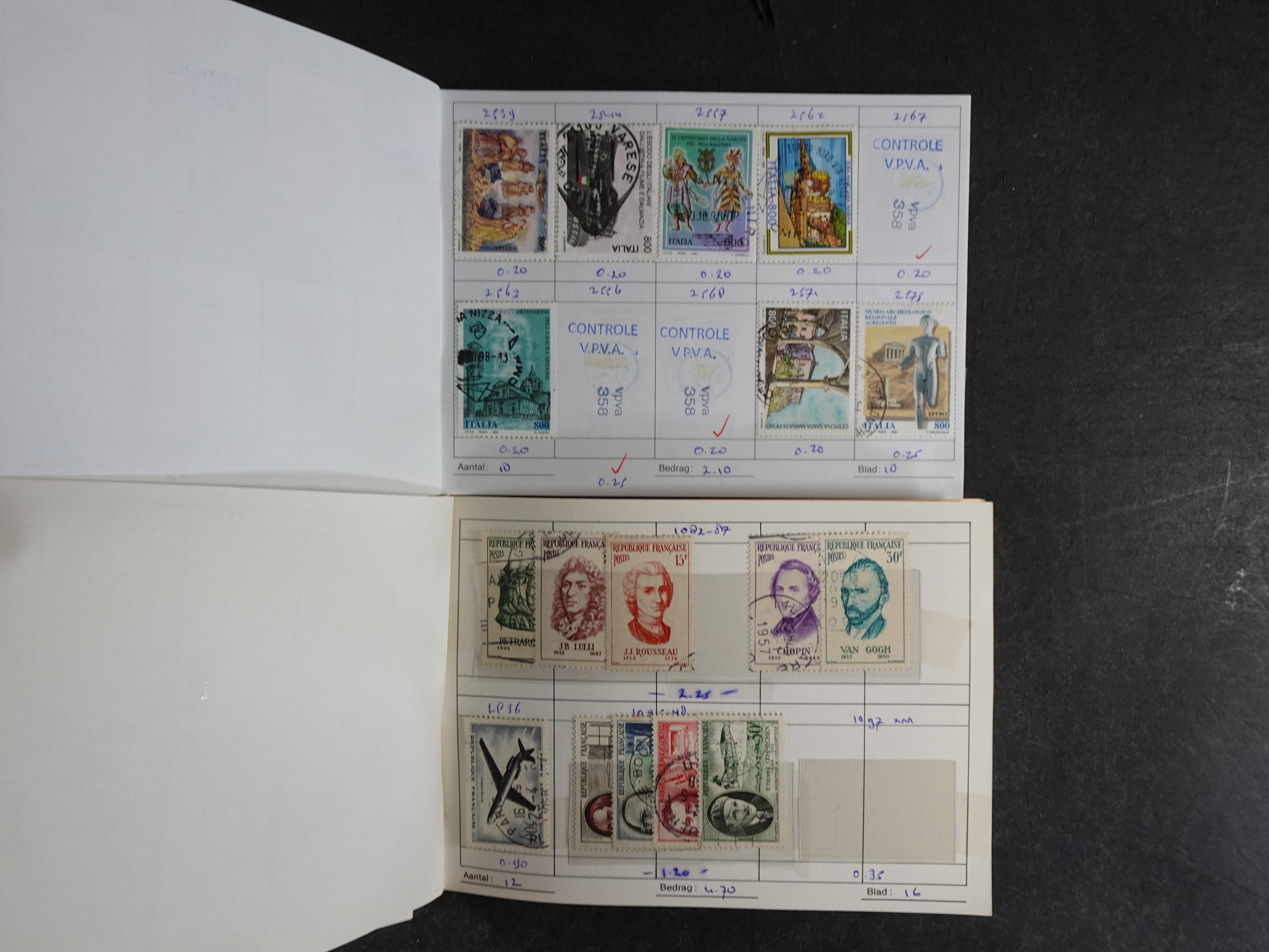 Mooie partij rondzendboekjes enorme restwaarde leuk voor weder verkoper.  49