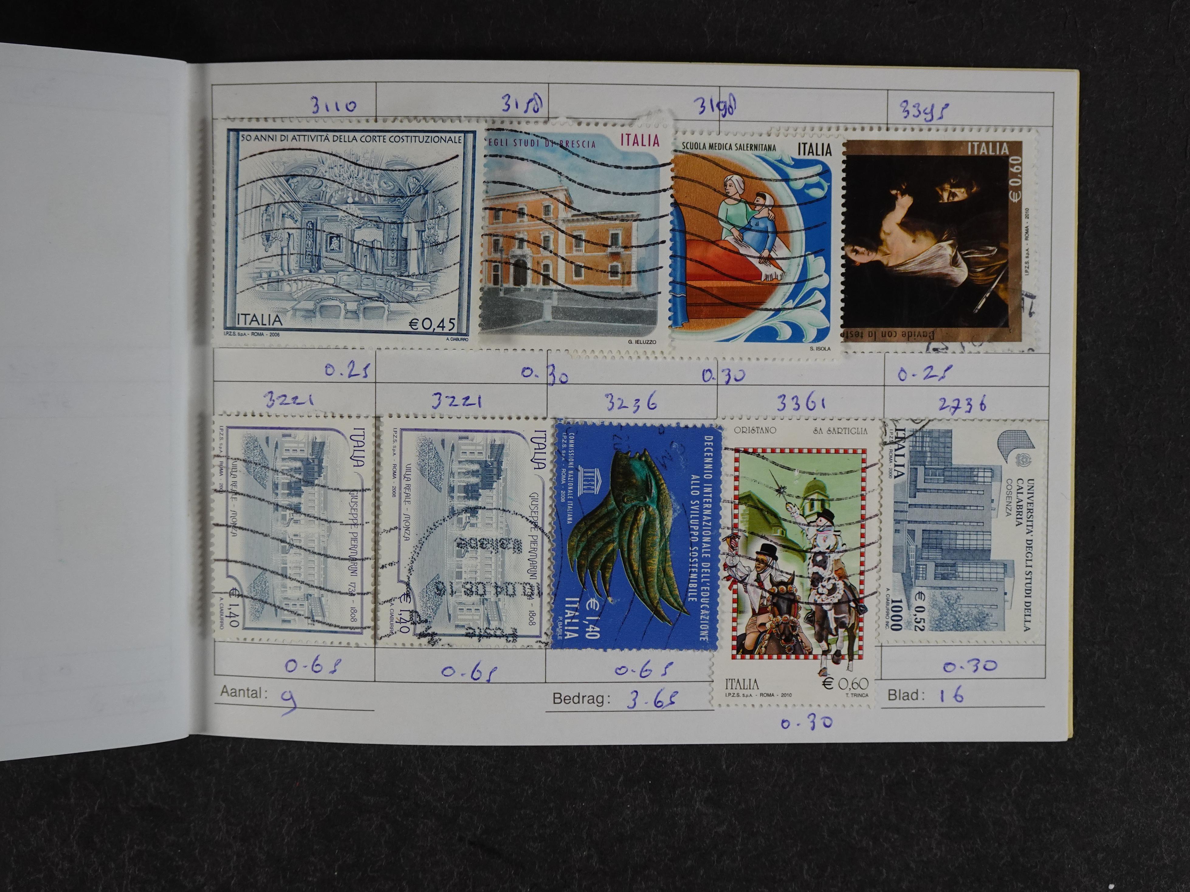 Mooie partij rondzendboekjes enorme restwaarde leuk voor weder verkoper.  55