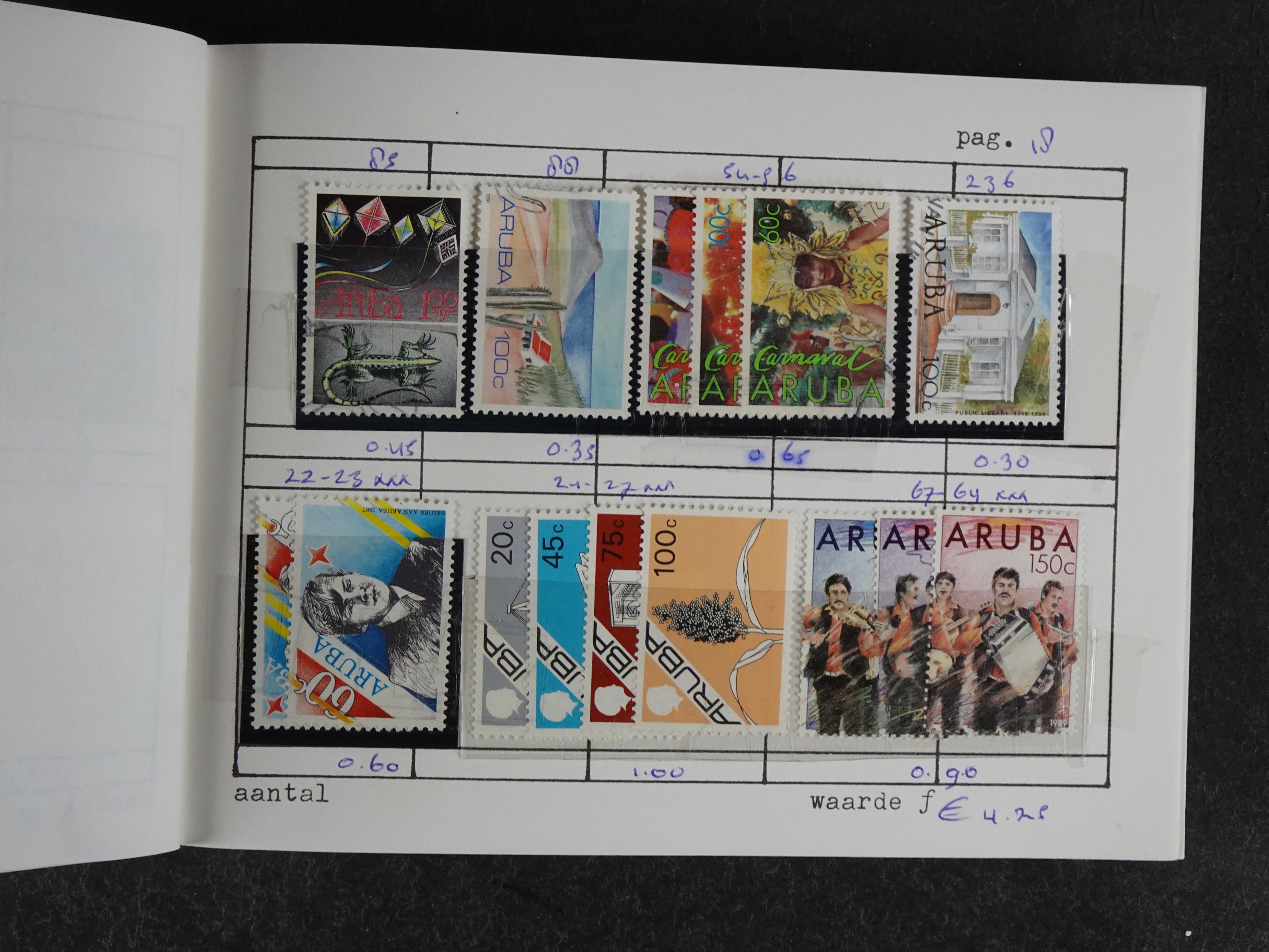 Mooie partij rondzendboekjes enorme restwaarde leuk voor weder verkoper.  73