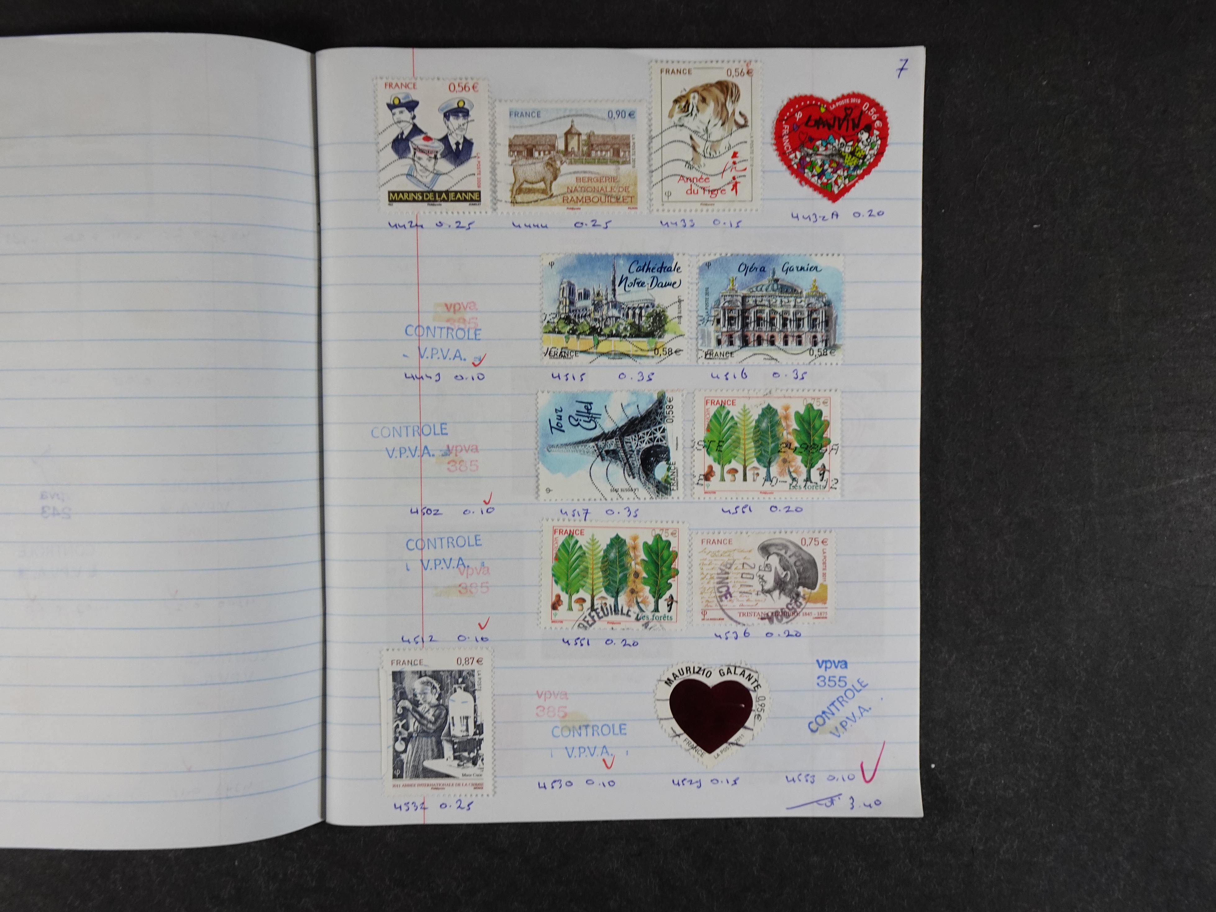 Mooie partij rondzendboekjes enorme restwaarde leuk voor weder verkoper.  113