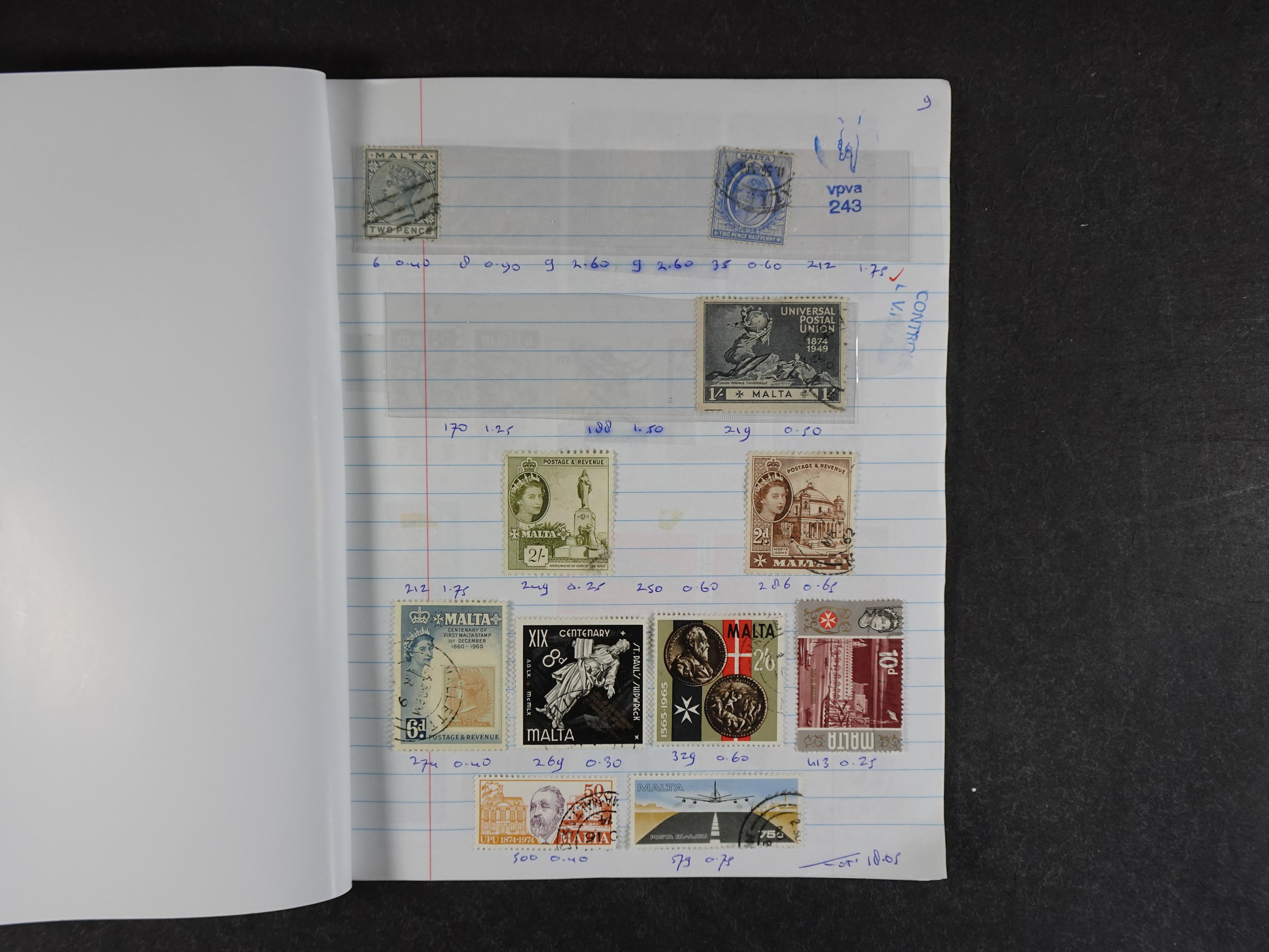 Mooie partij rondzendboekjes enorme restwaarde leuk voor weder verkoper.  130