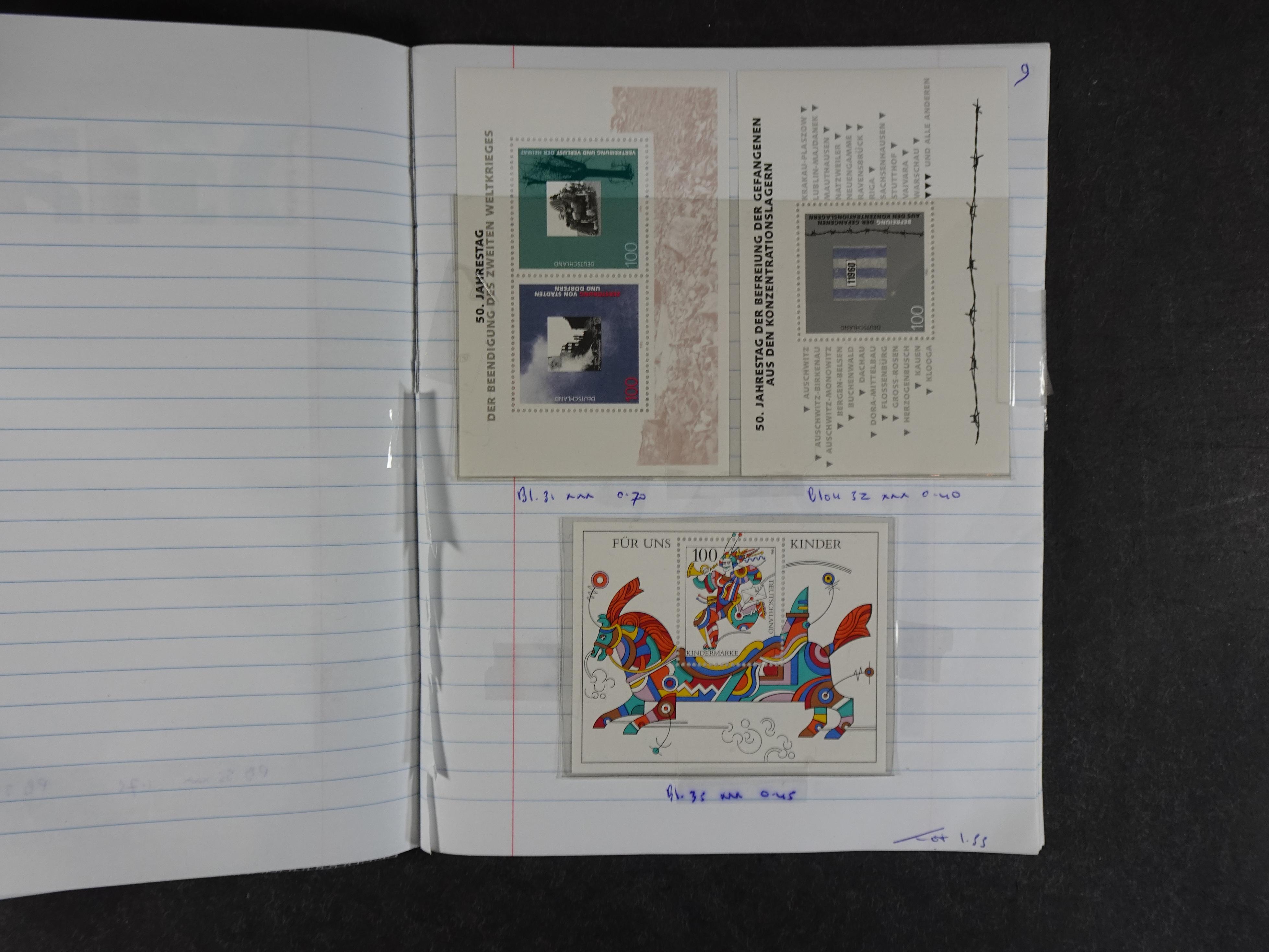 Mooie partij rondzendboekjes enorme restwaarde leuk voor weder verkoper.  165