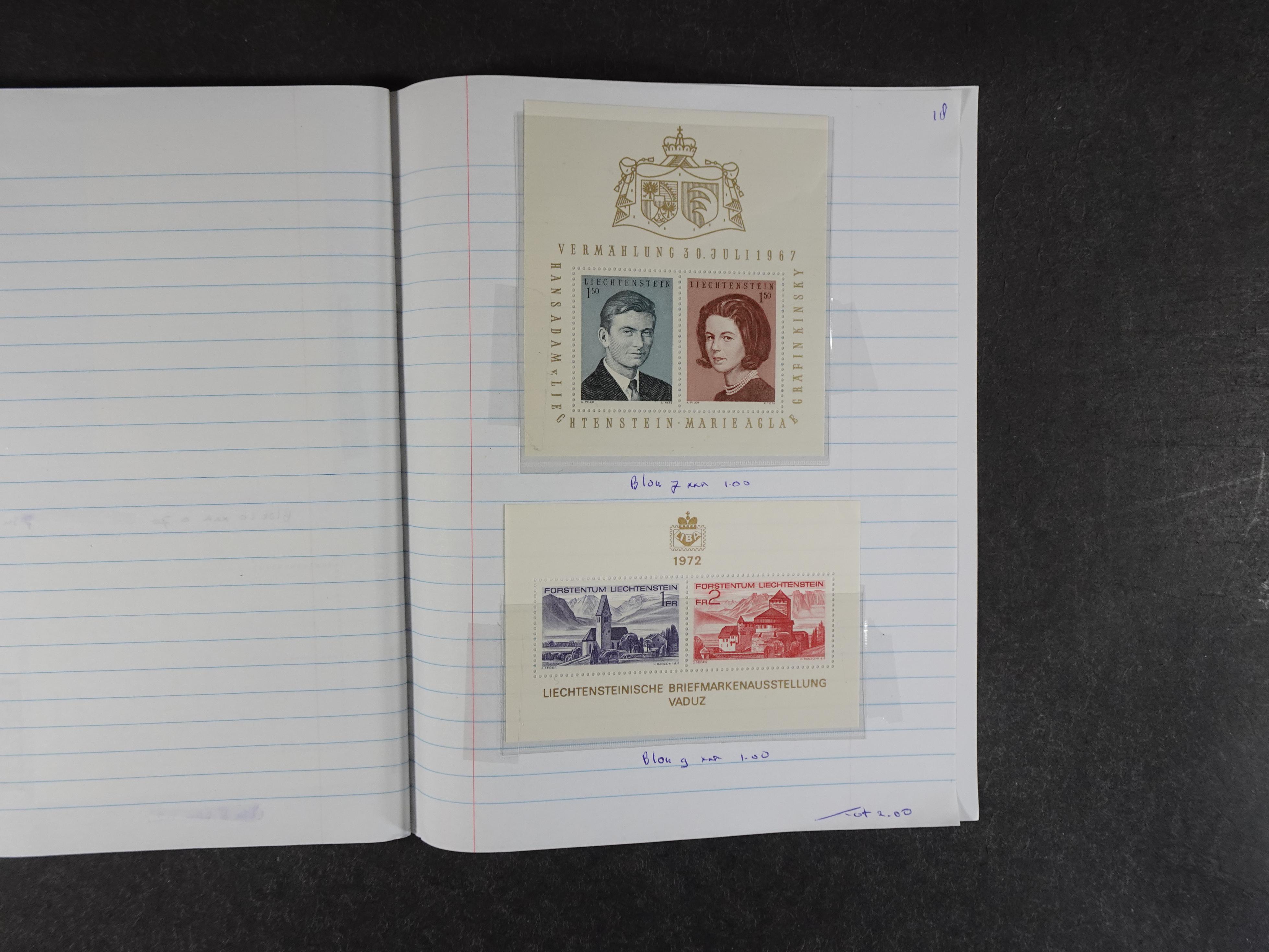 Mooie partij rondzendboekjes enorme restwaarde leuk voor weder verkoper.  215