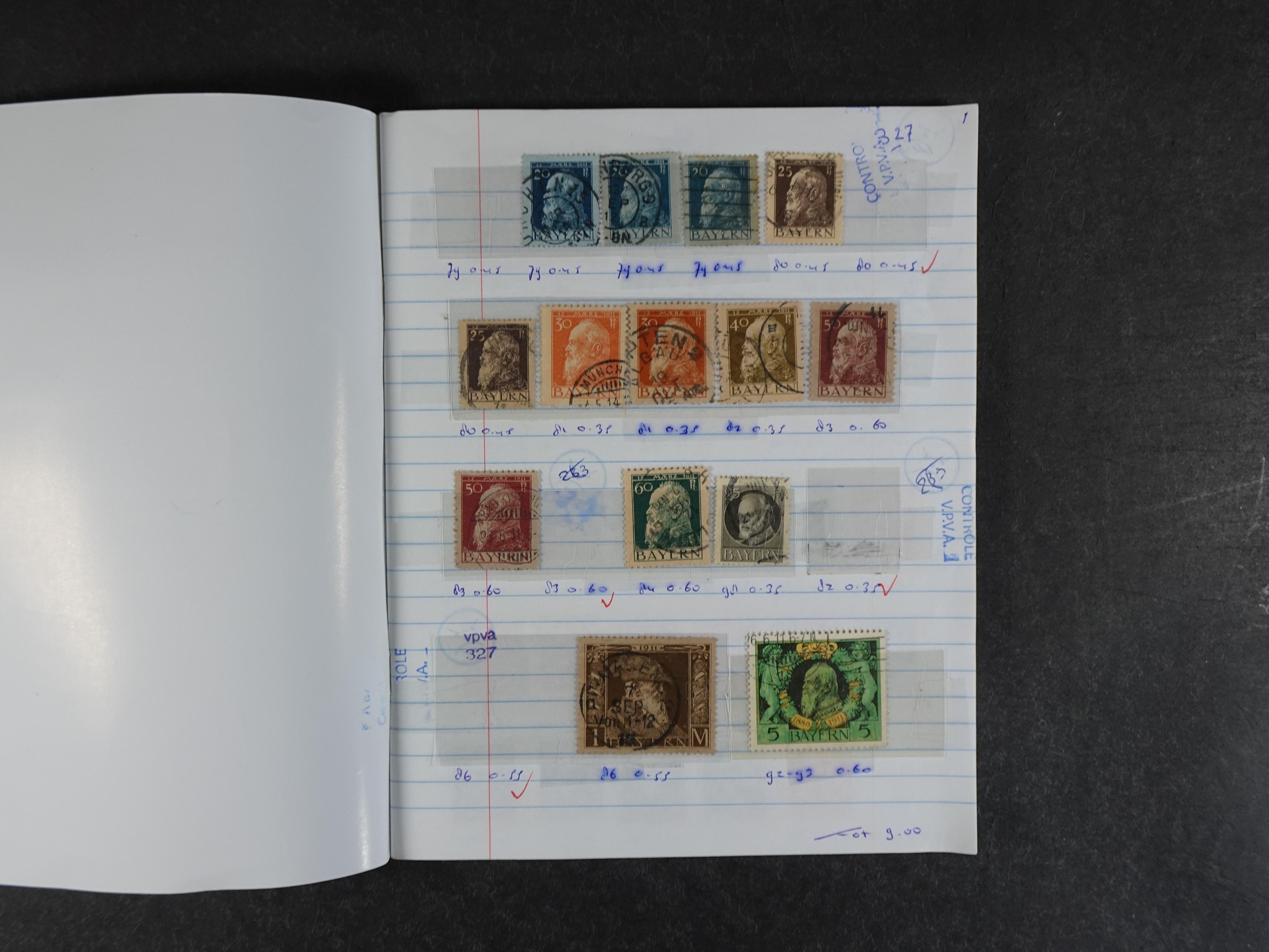 Mooie partij rondzendboekjes enorme restwaarde leuk voor weder verkoper.  216