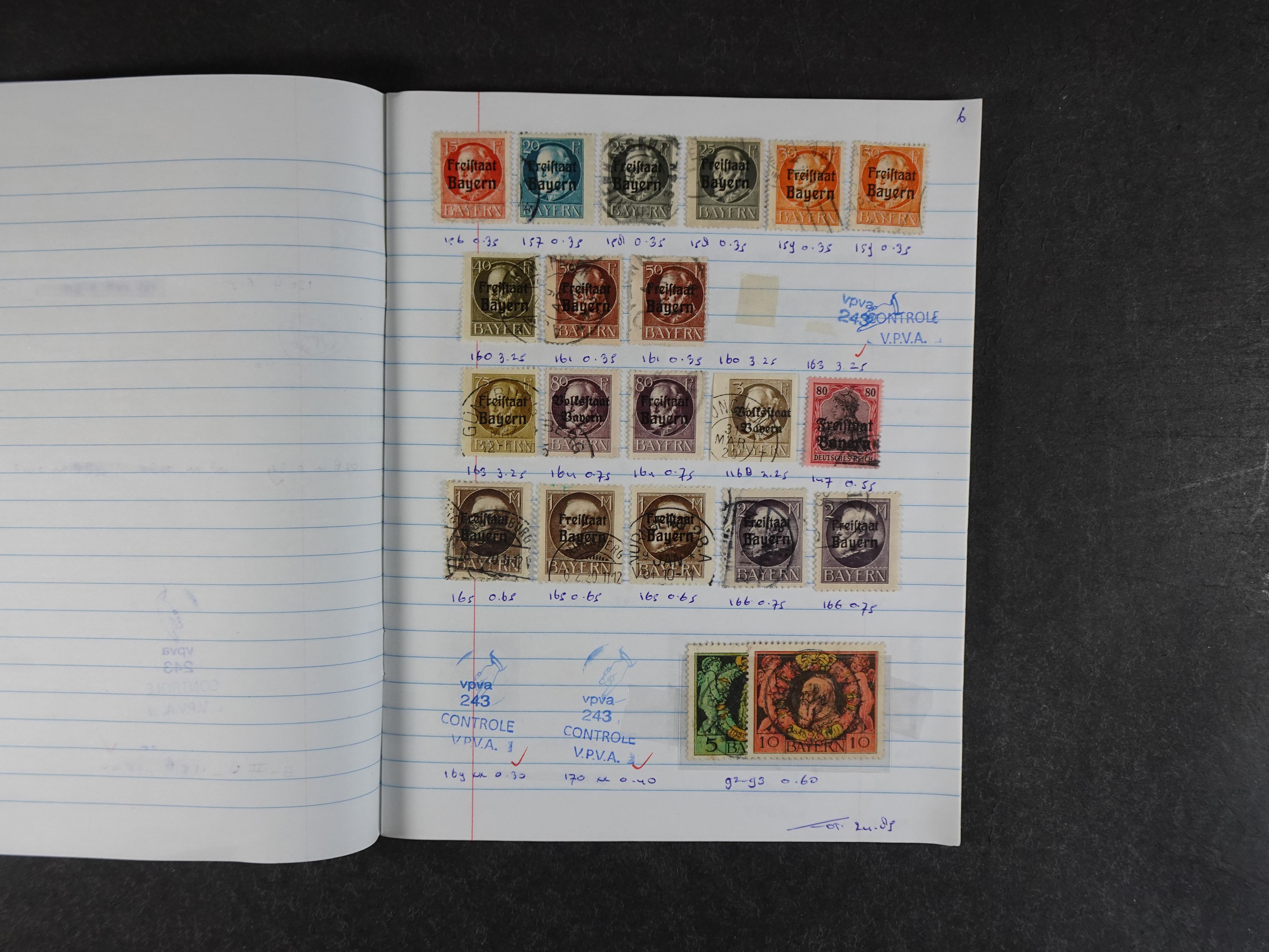 Mooie partij rondzendboekjes enorme restwaarde leuk voor weder verkoper.  221