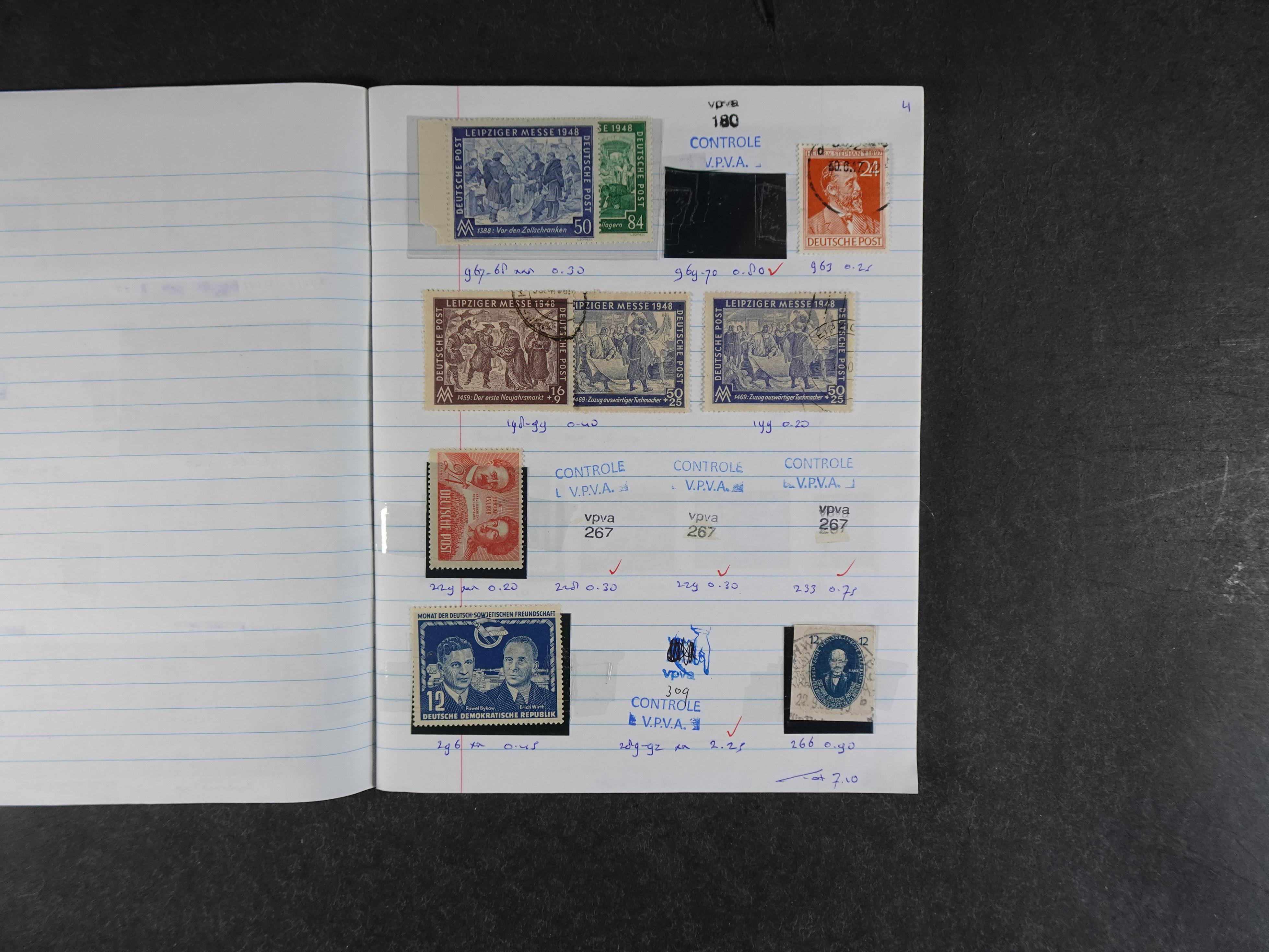 Mooie partij rondzendboekjes enorme restwaarde leuk voor weder verkoper.  238