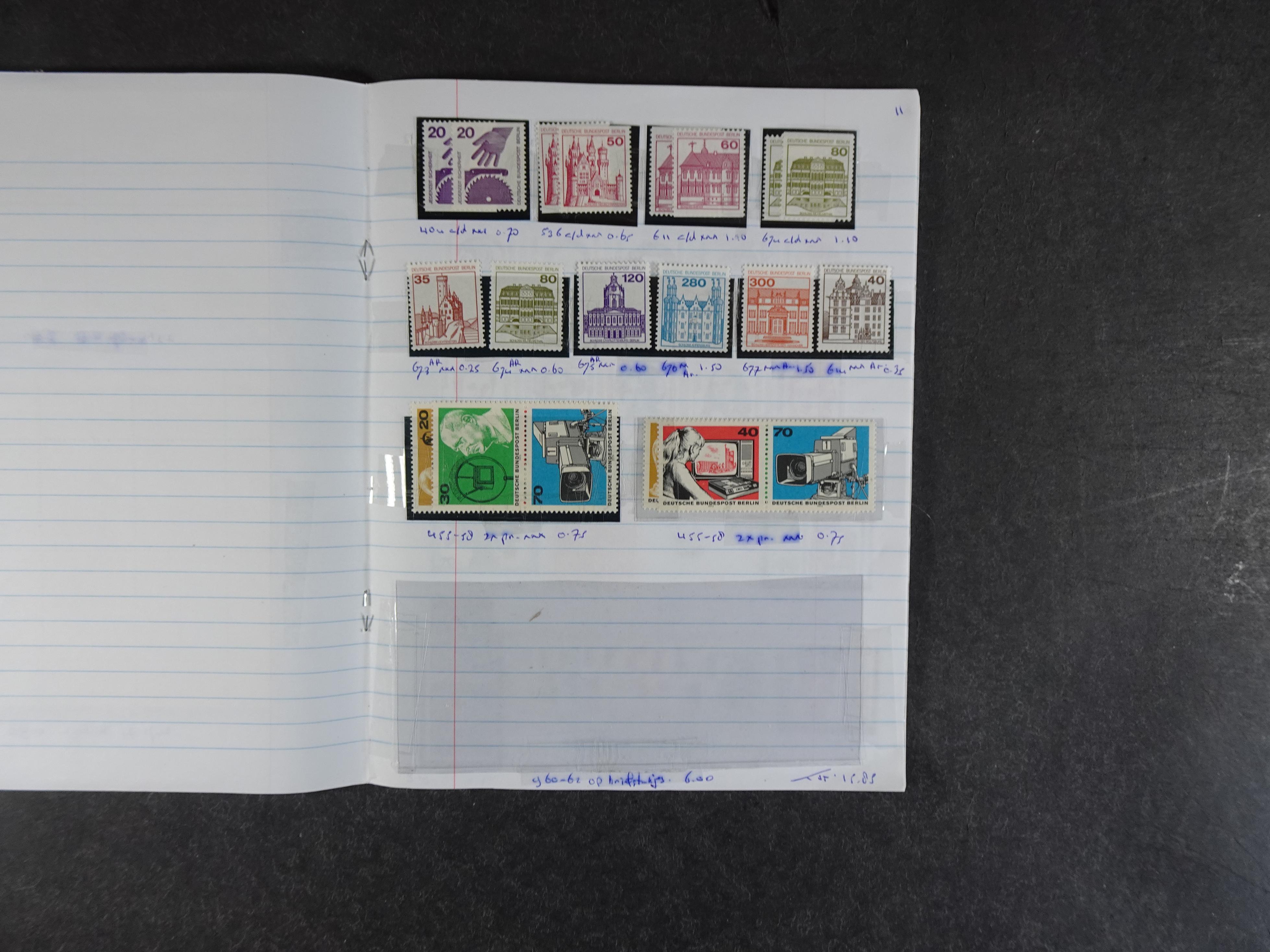 Mooie partij rondzendboekjes enorme restwaarde leuk voor weder verkoper.  245