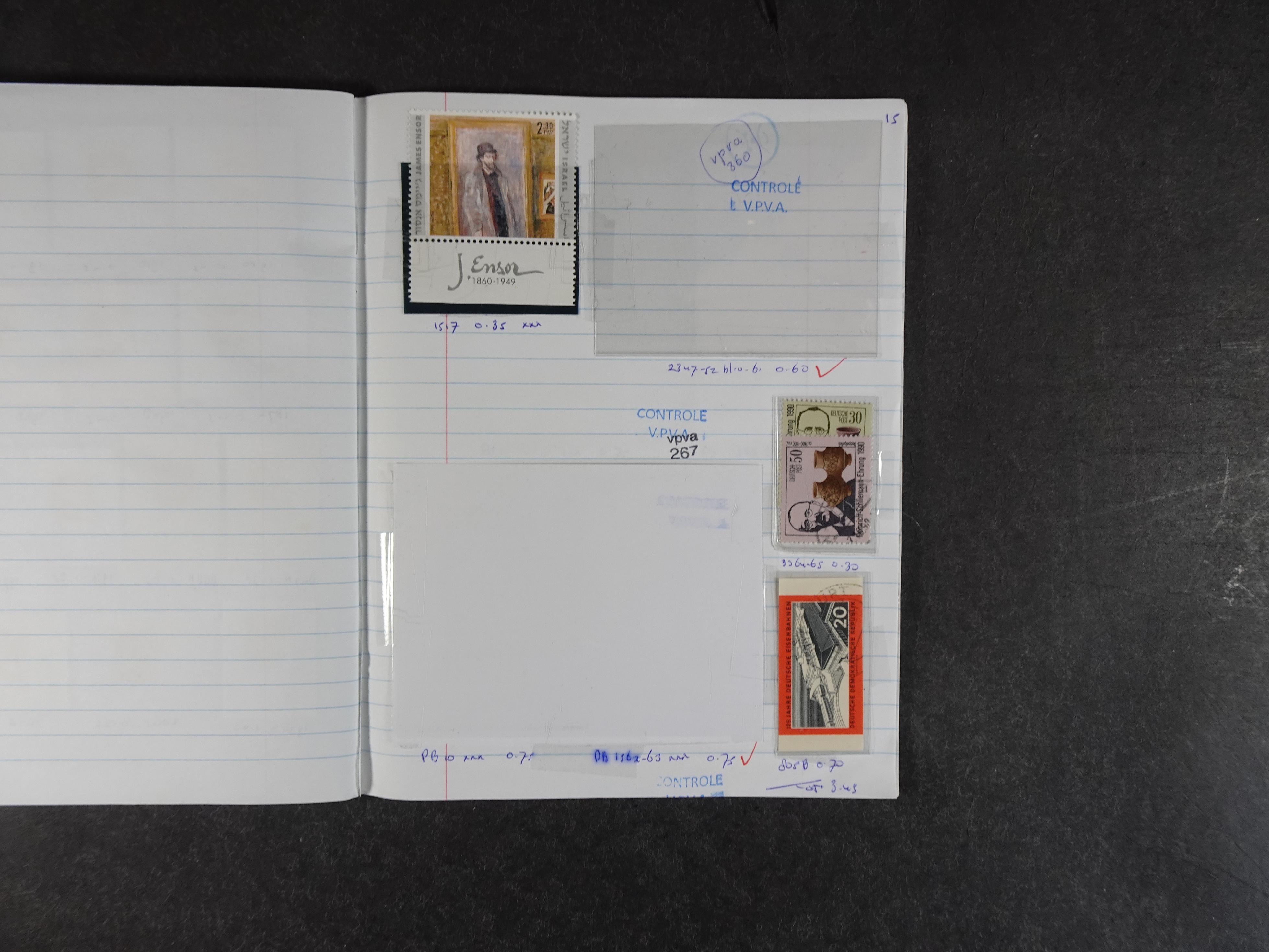 Mooie partij rondzendboekjes enorme restwaarde leuk voor weder verkoper.  248