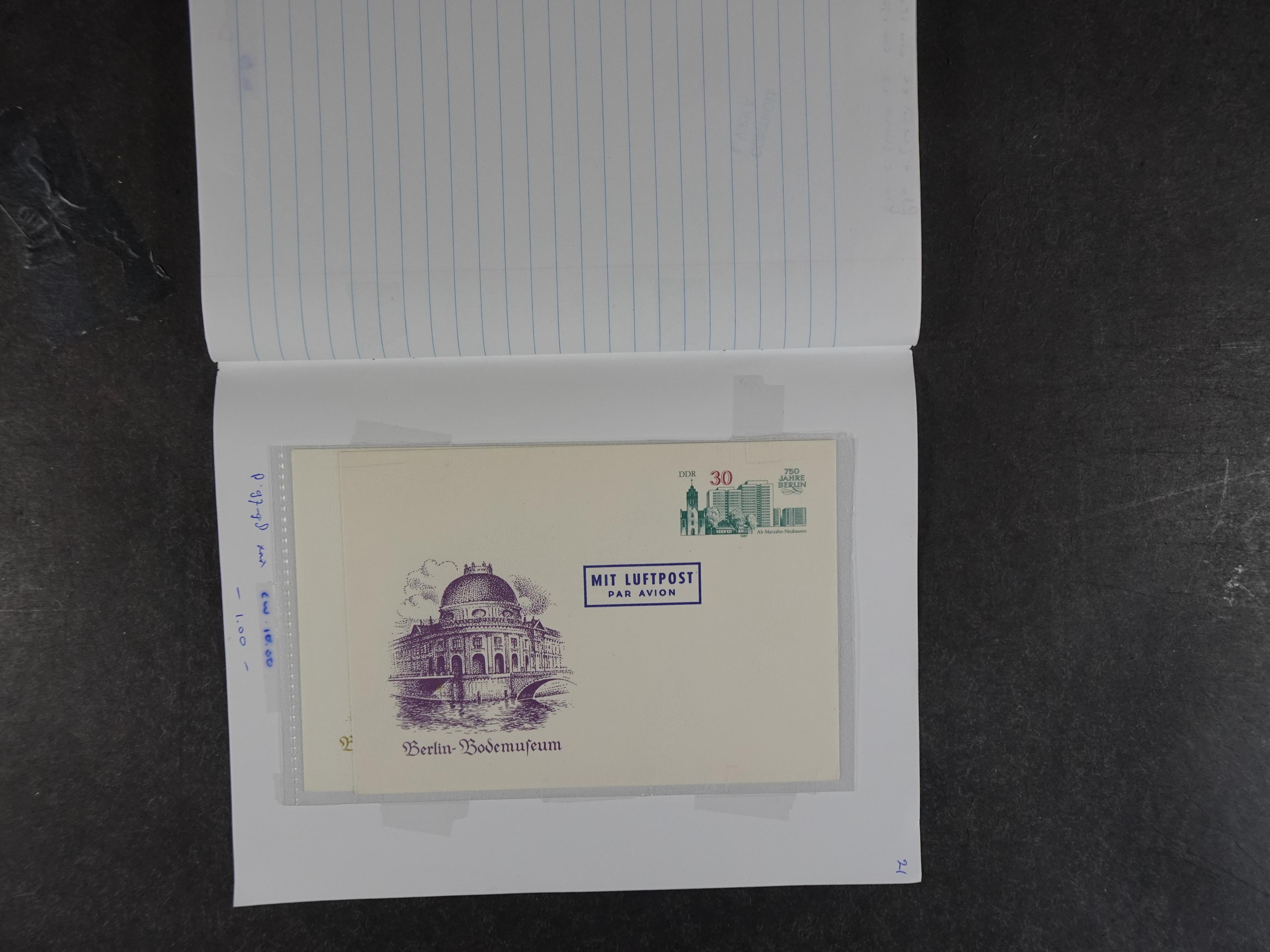 Mooie partij rondzendboekjes enorme restwaarde leuk voor weder verkoper.  252