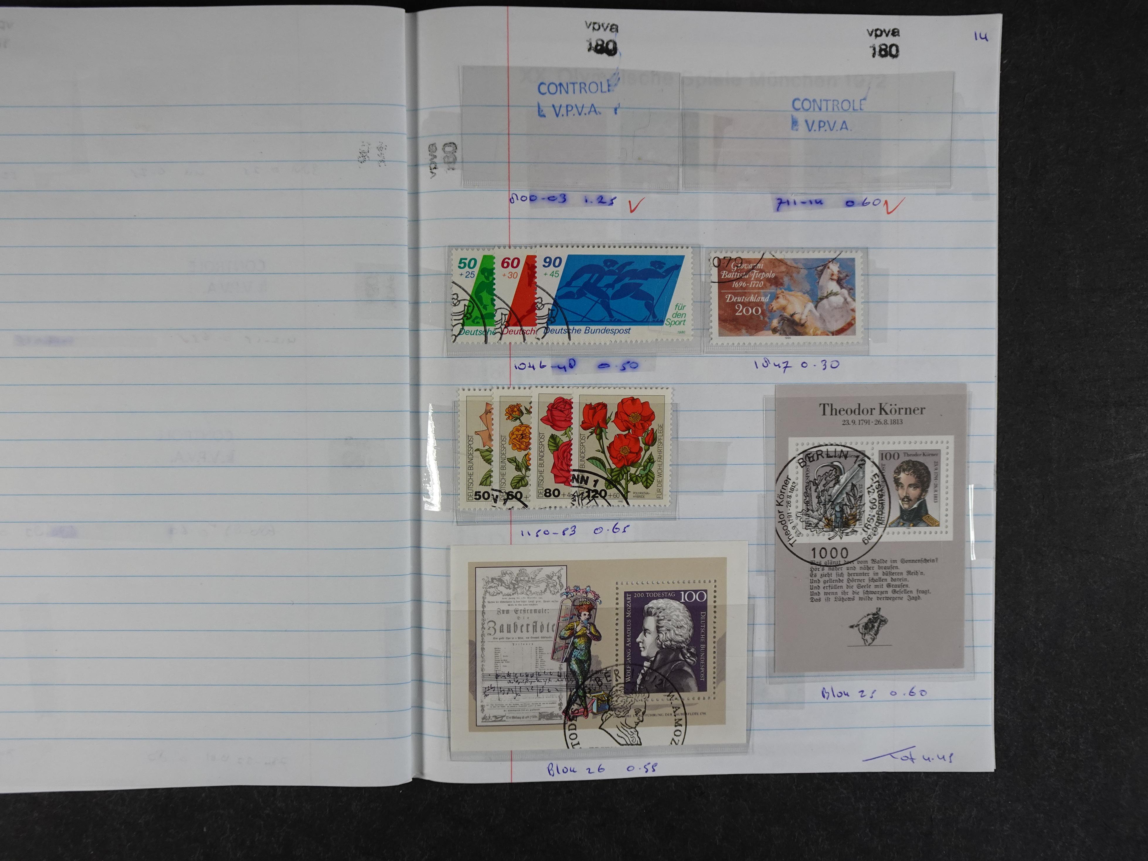 Mooie partij rondzendboekjes enorme restwaarde leuk voor weder verkoper.  279