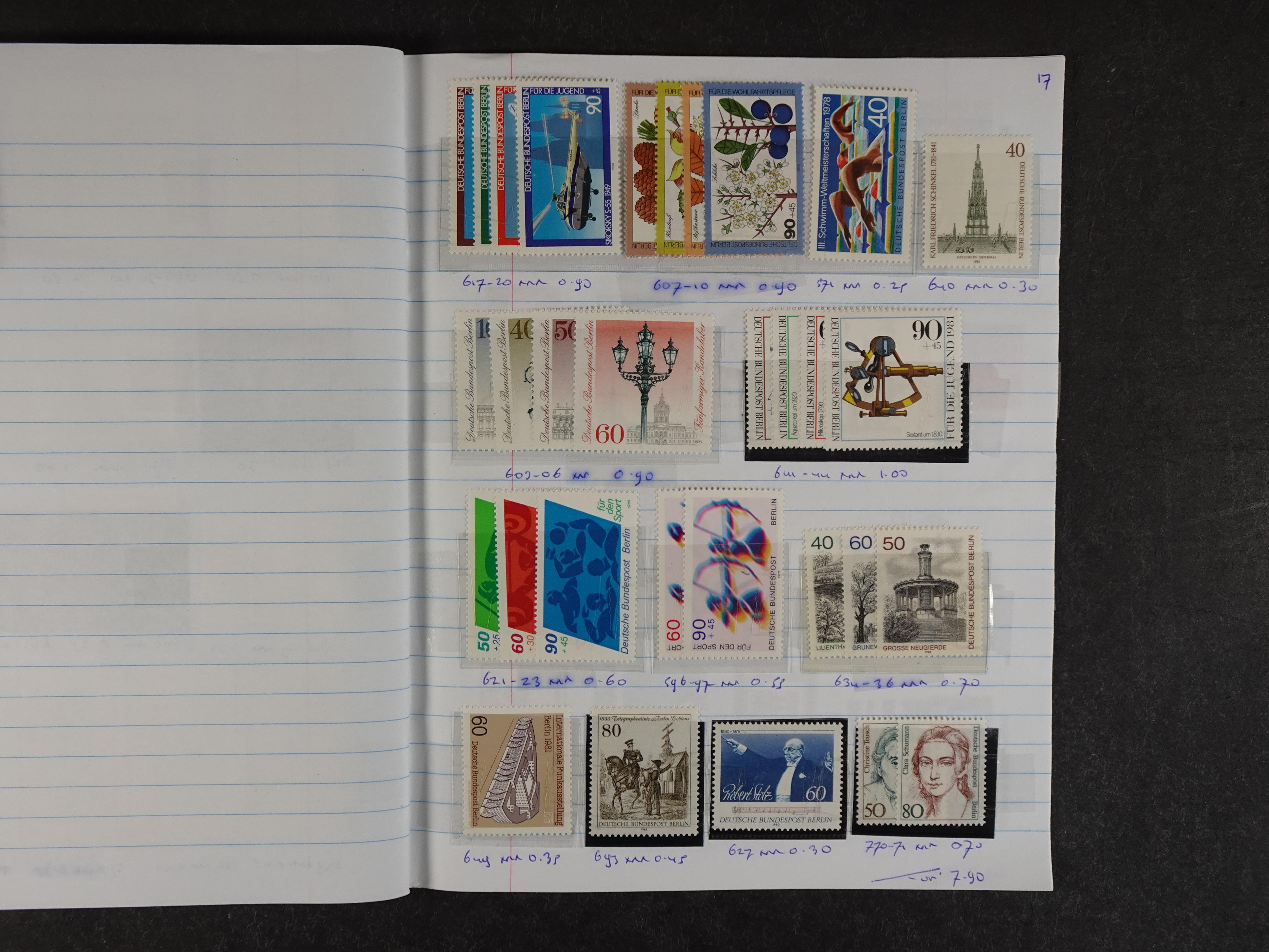 Mooie partij rondzendboekjes enorme restwaarde leuk voor weder verkoper.  298