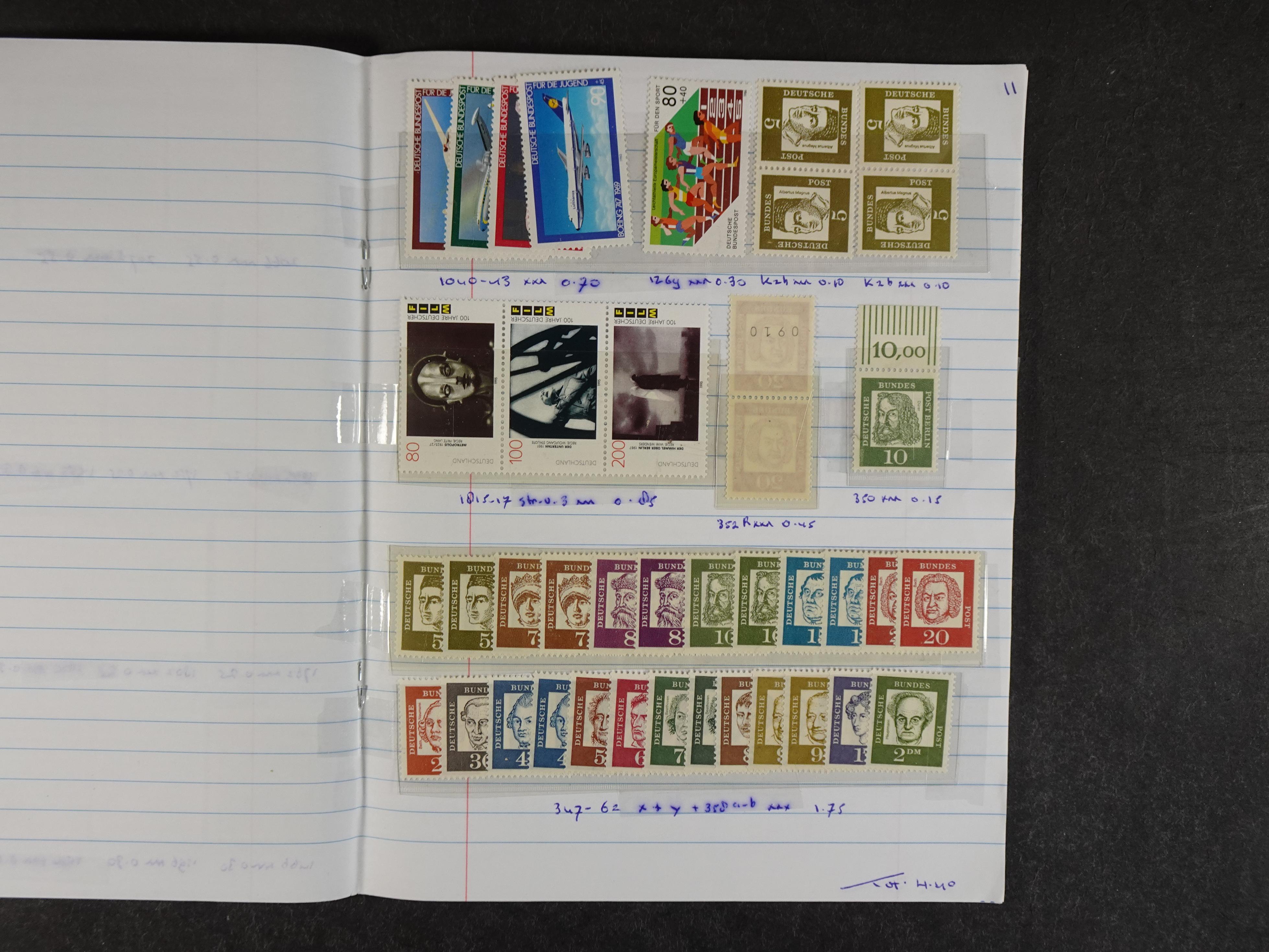 Mooie partij rondzendboekjes enorme restwaarde leuk voor weder verkoper.  312