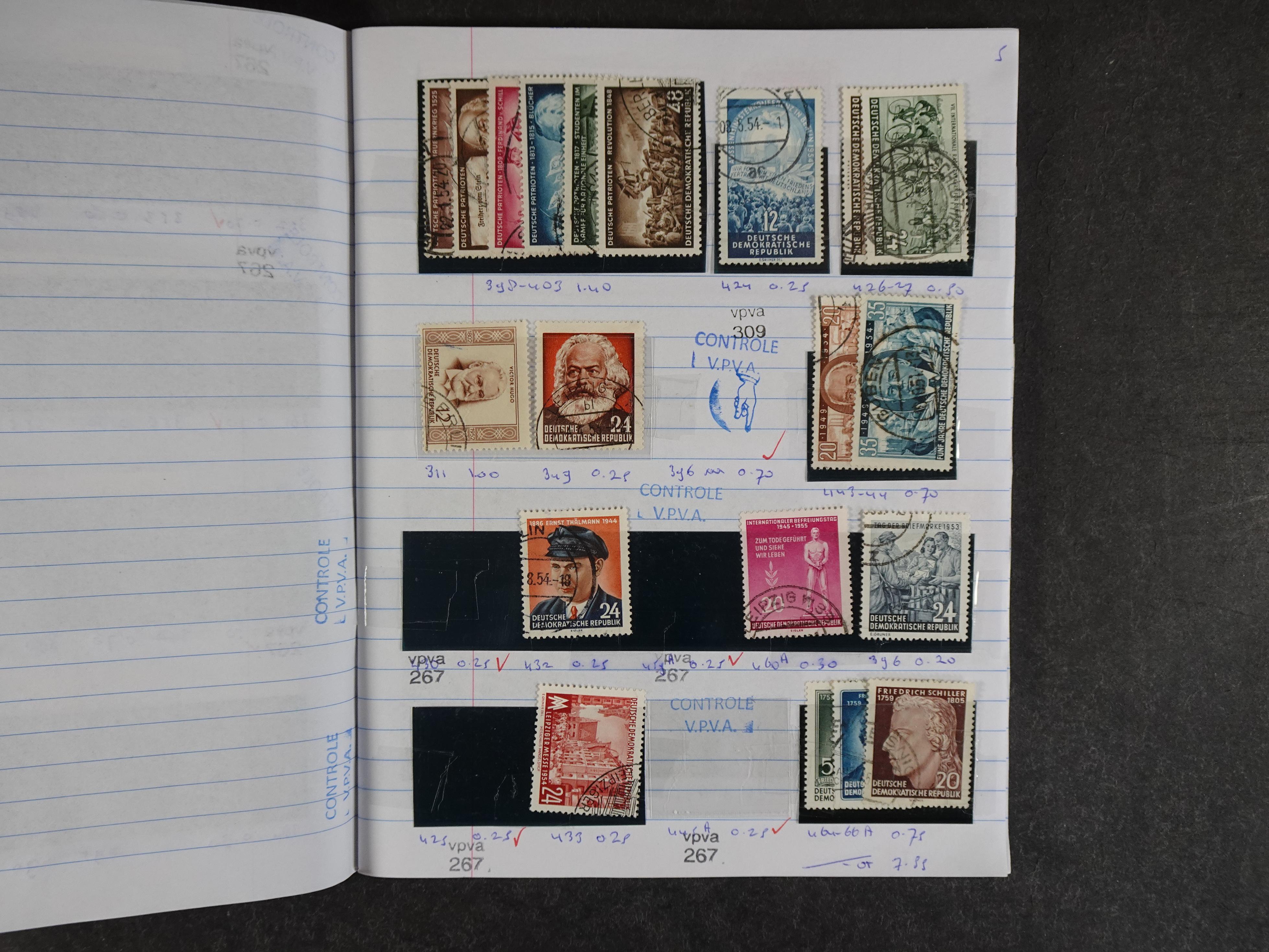 Mooie partij rondzendboekjes enorme restwaarde leuk voor weder verkoper.  327