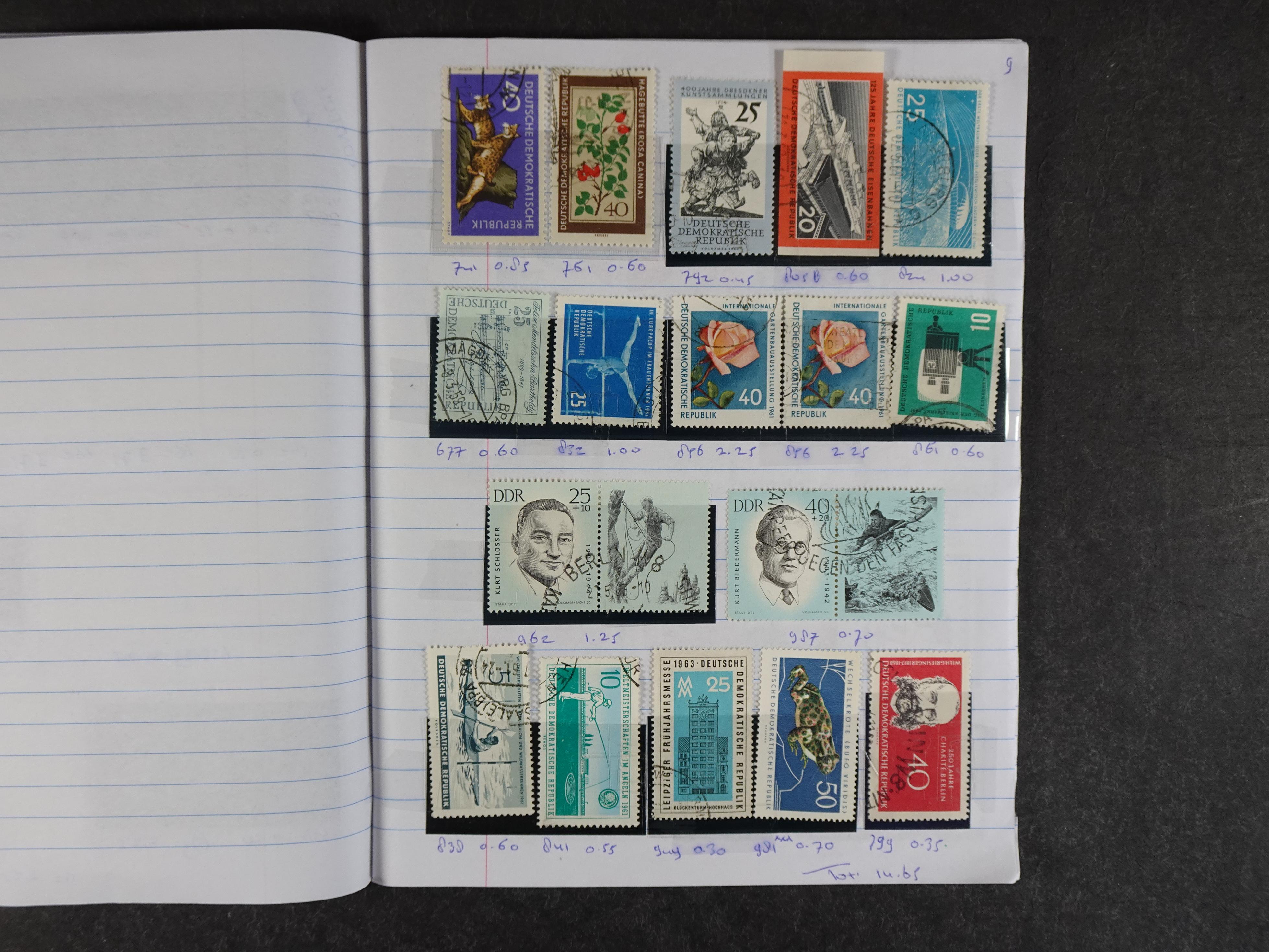 Mooie partij rondzendboekjes enorme restwaarde leuk voor weder verkoper.  331