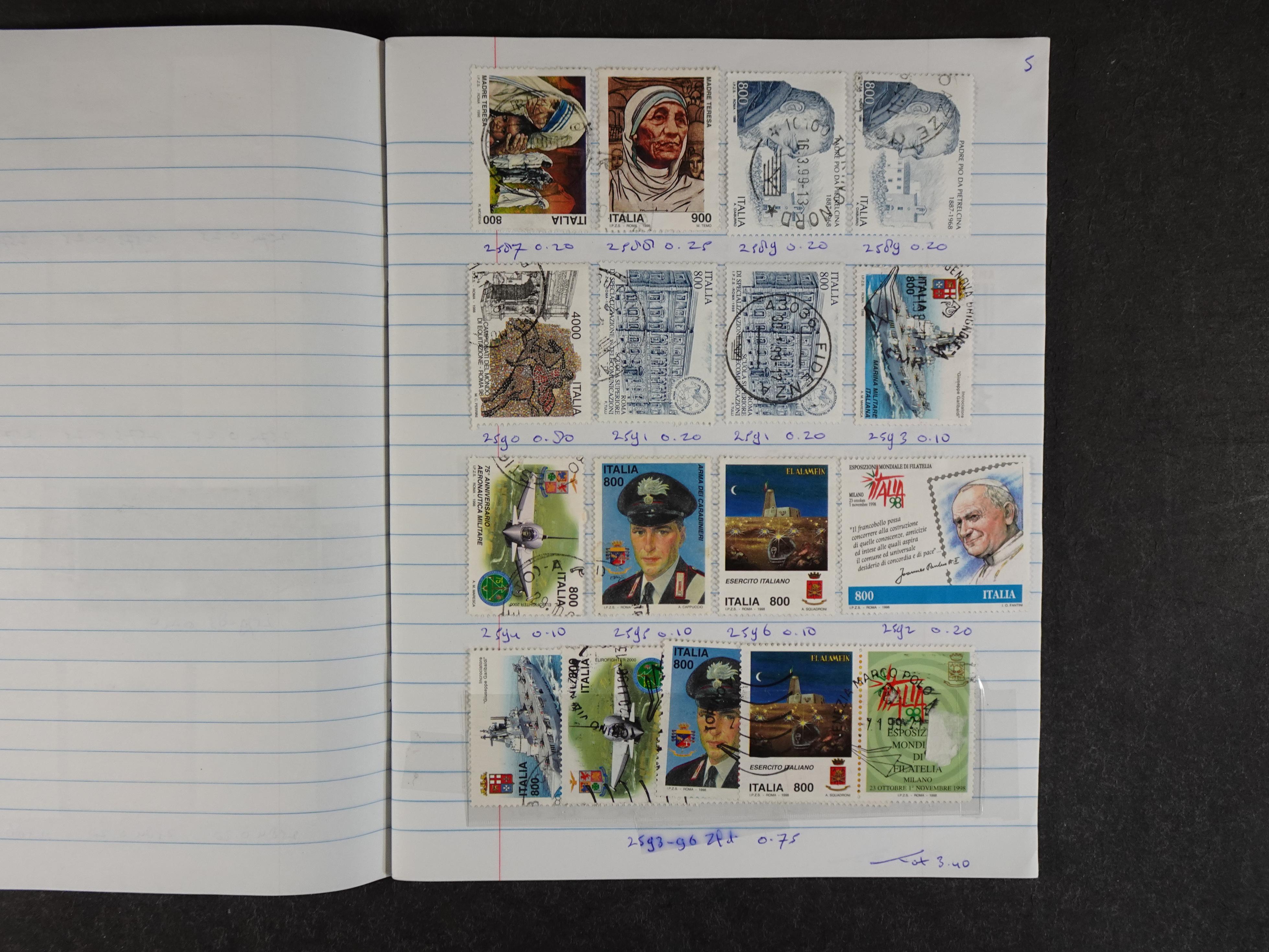 Mooie partij rondzendboekjes enorme restwaarde leuk voor weder verkoper.  345