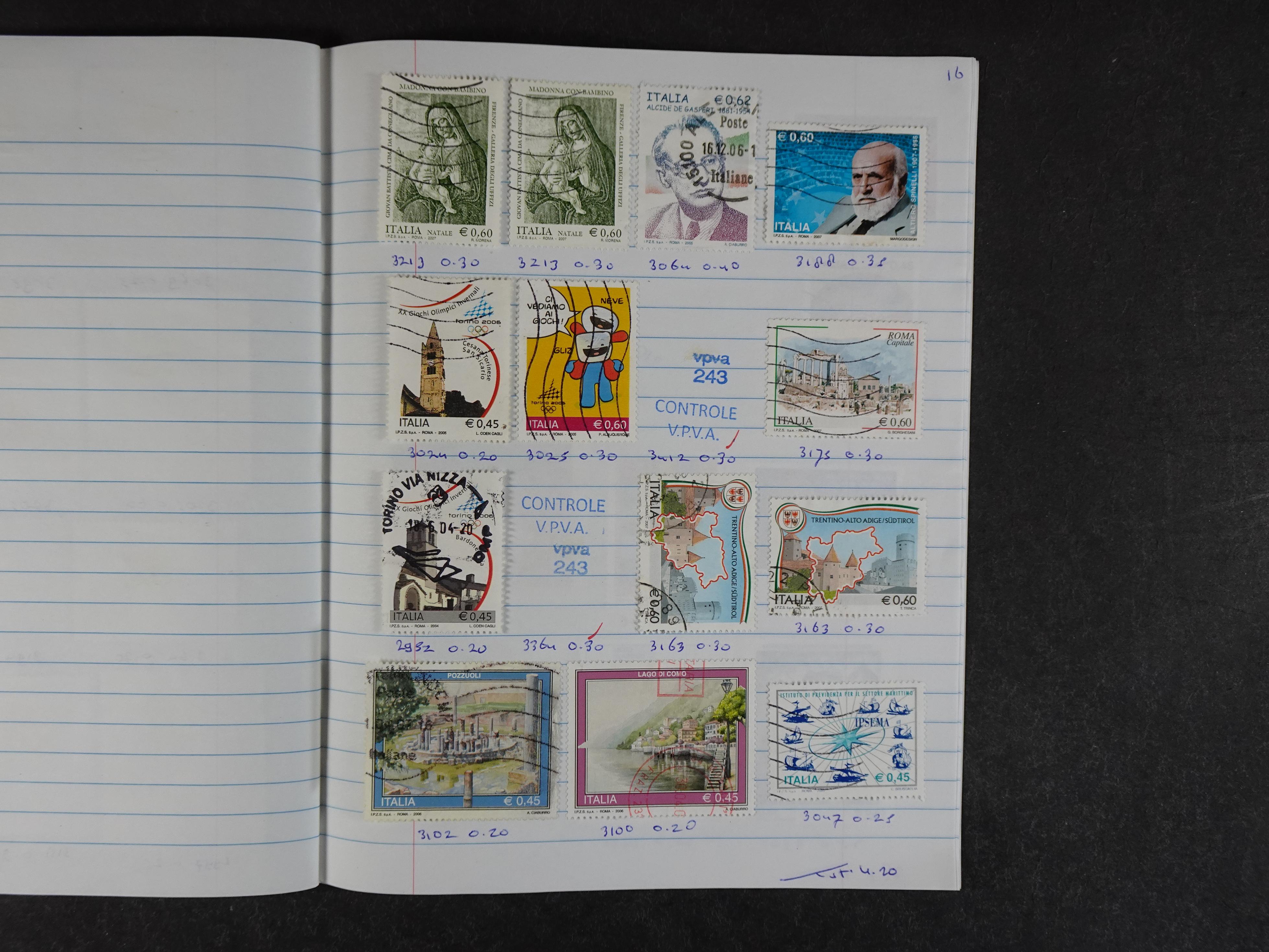 Mooie partij rondzendboekjes enorme restwaarde leuk voor weder verkoper.  356