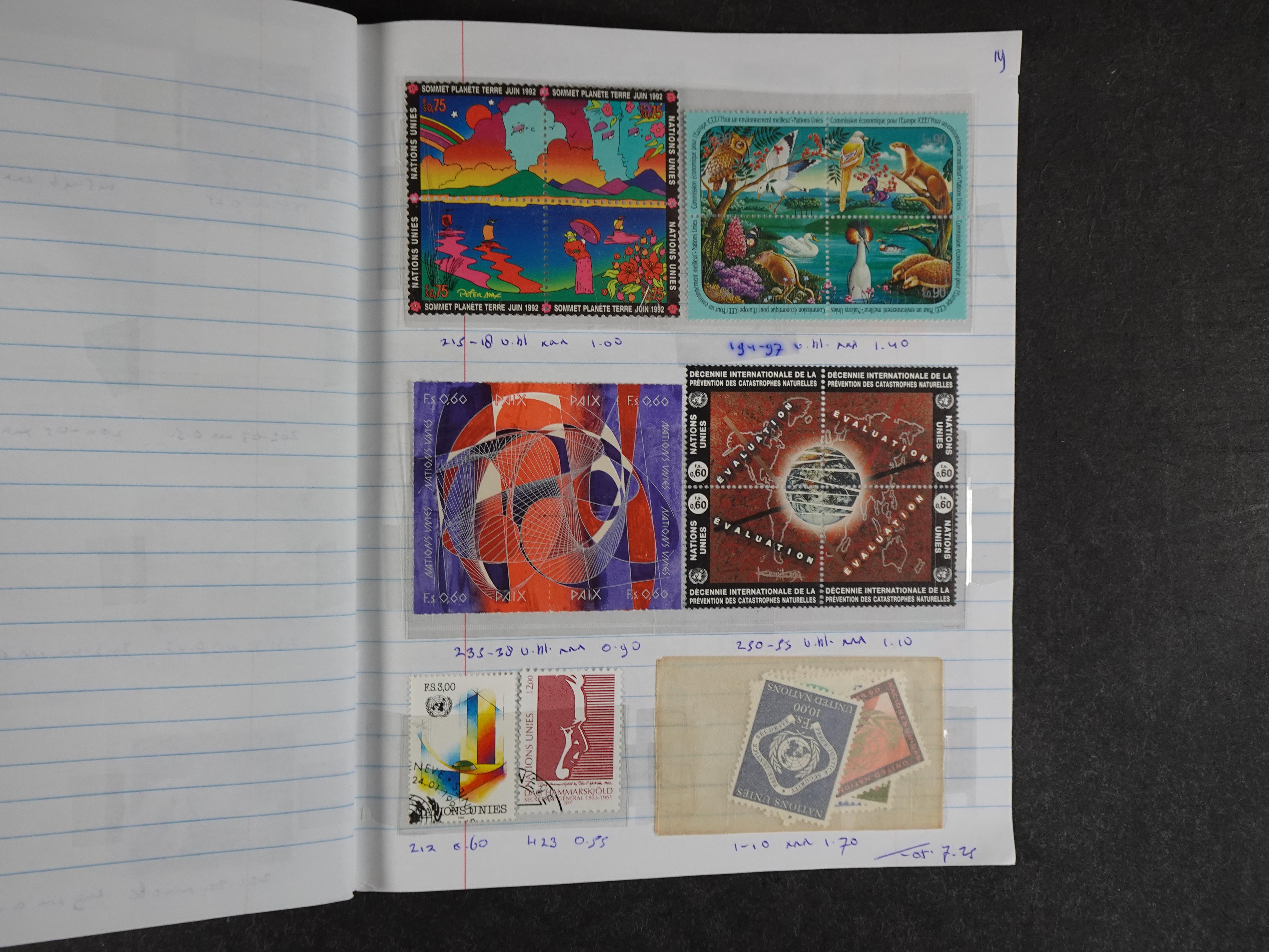 Mooie partij rondzendboekjes enorme restwaarde leuk voor weder verkoper.  379