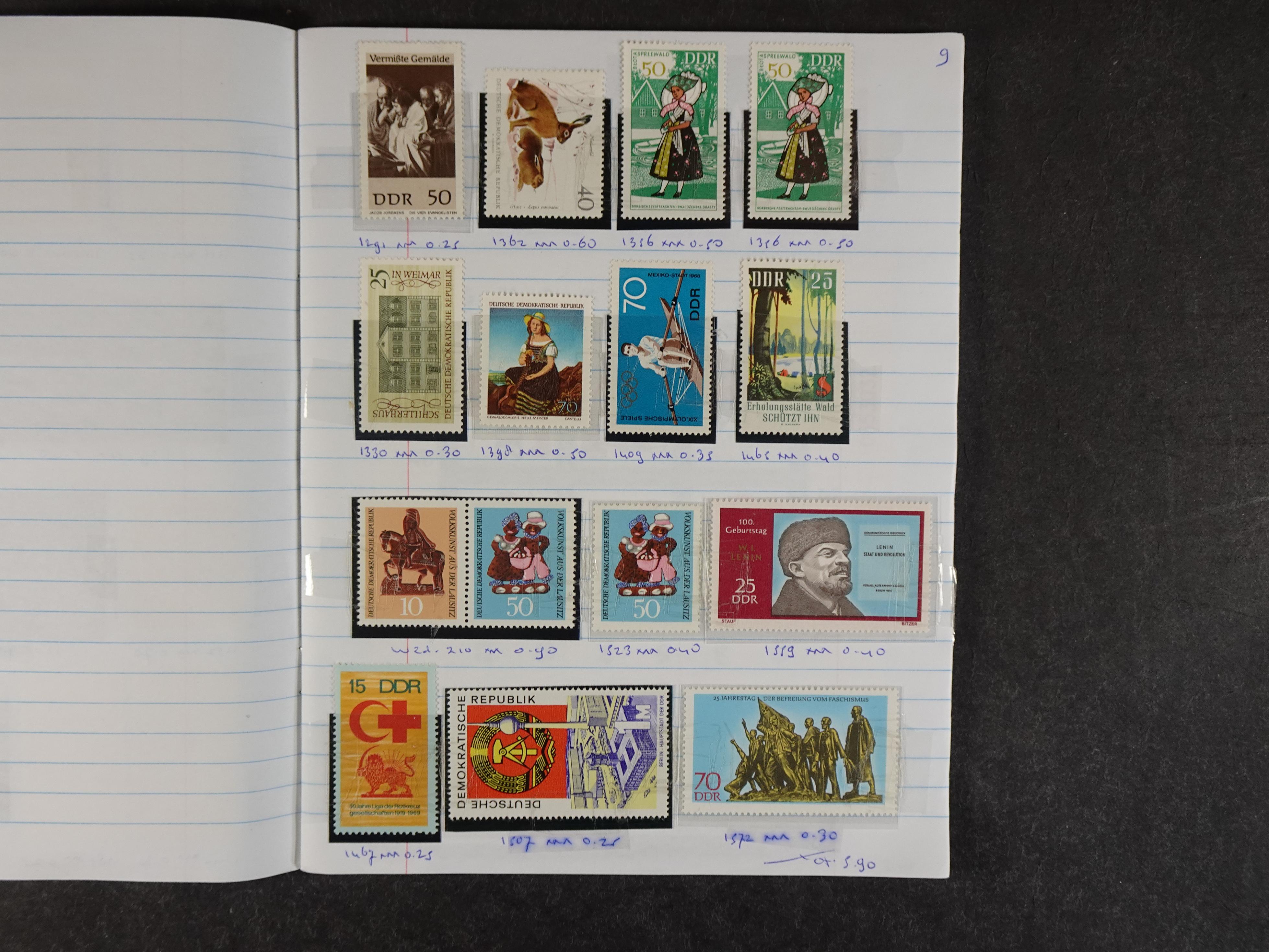 Mooie partij rondzendboekjes enorme restwaarde leuk voor weder verkoper.  389