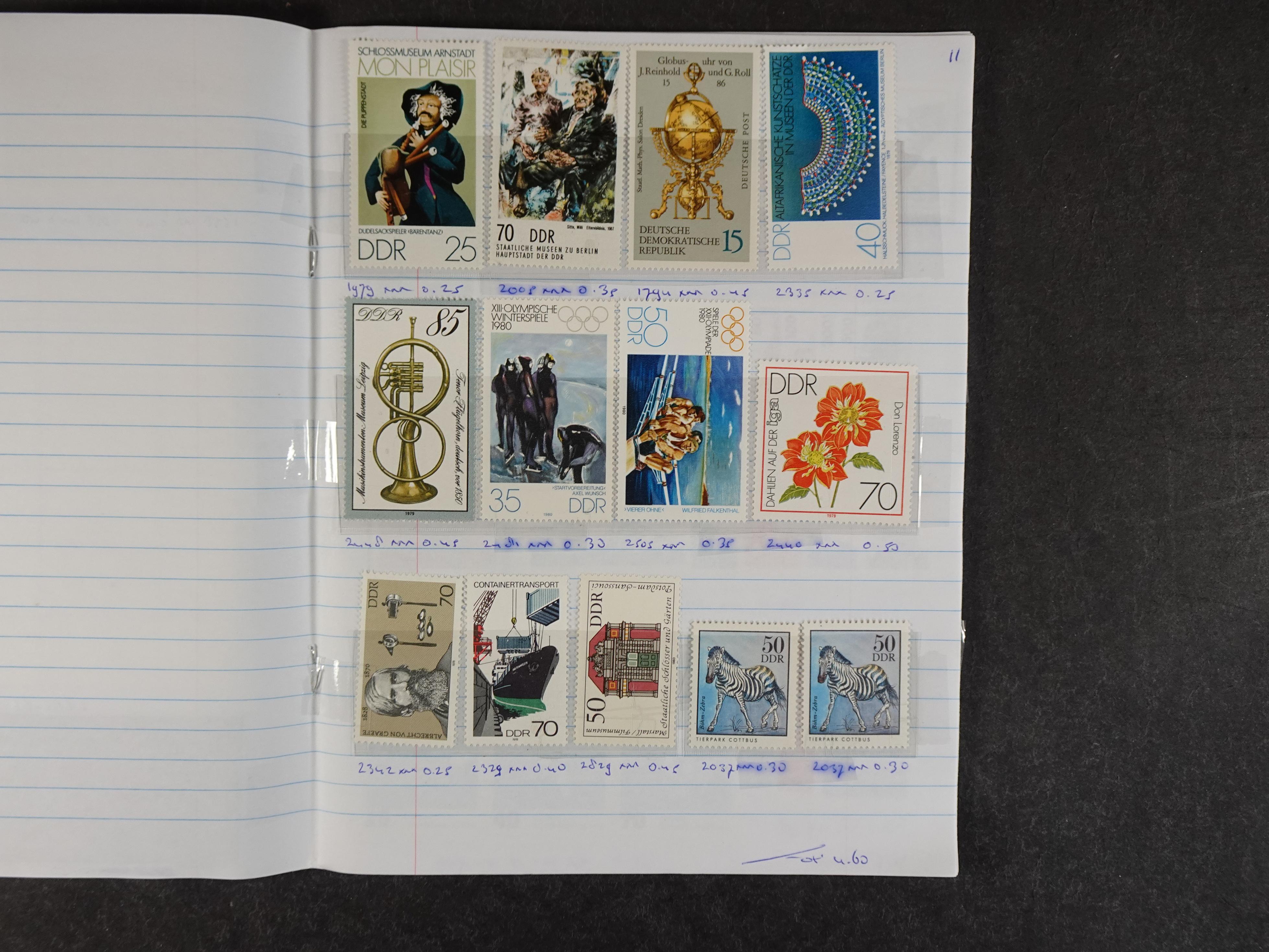 Mooie partij rondzendboekjes enorme restwaarde leuk voor weder verkoper.  391