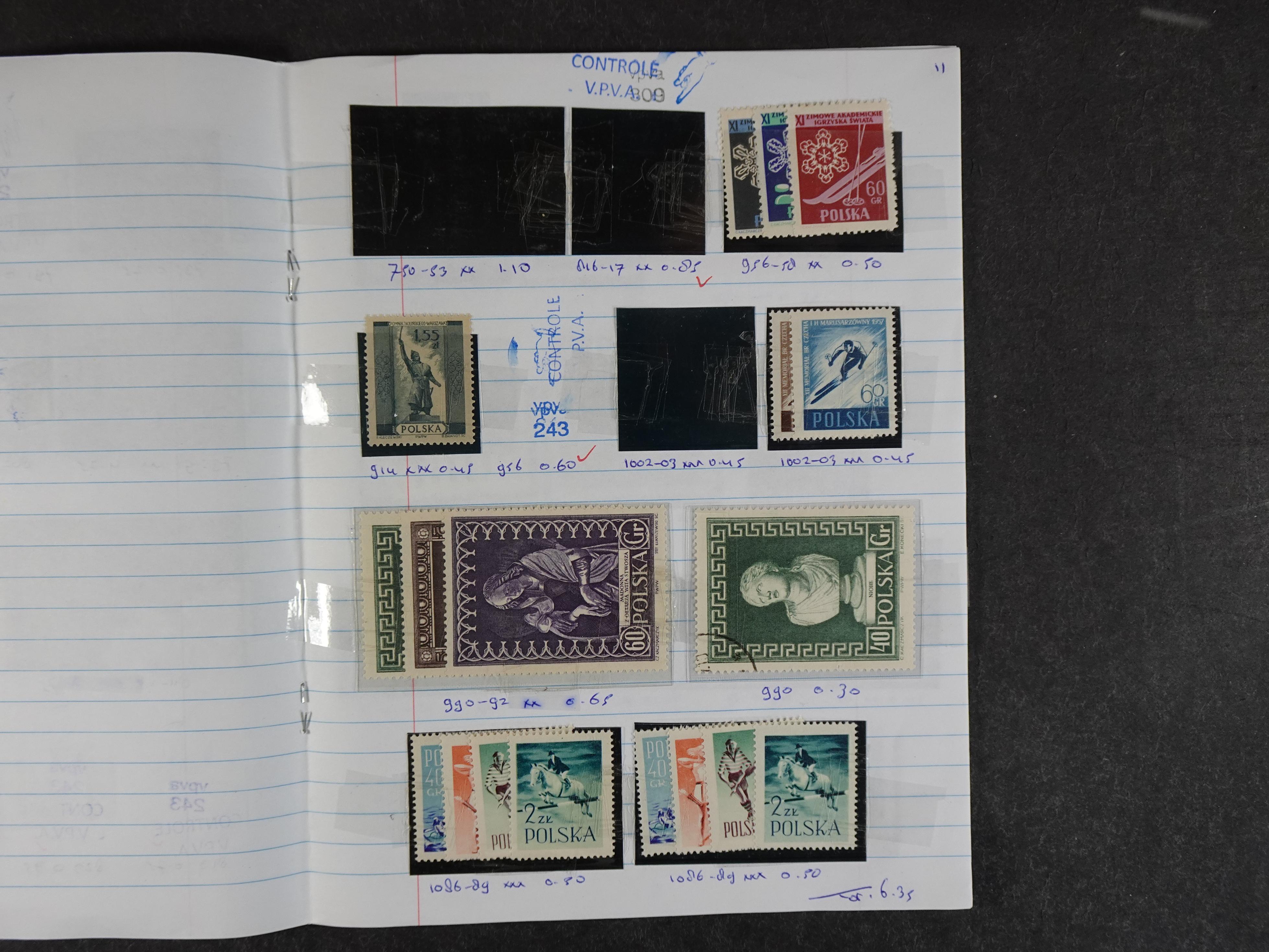 Mooie partij rondzendboekjes enorme restwaarde leuk voor weder verkoper.  443