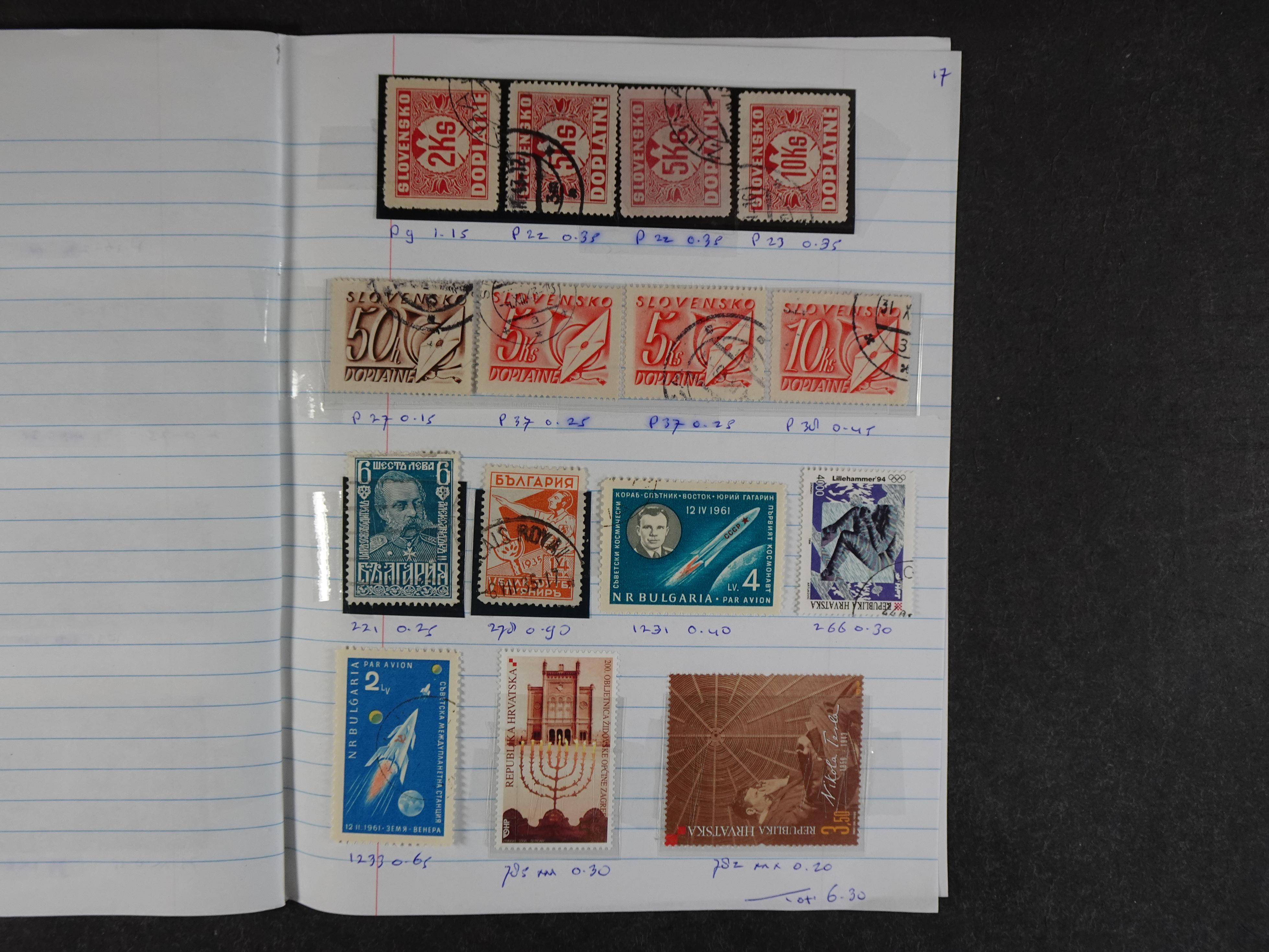 Mooie partij rondzendboekjes enorme restwaarde leuk voor weder verkoper.  449